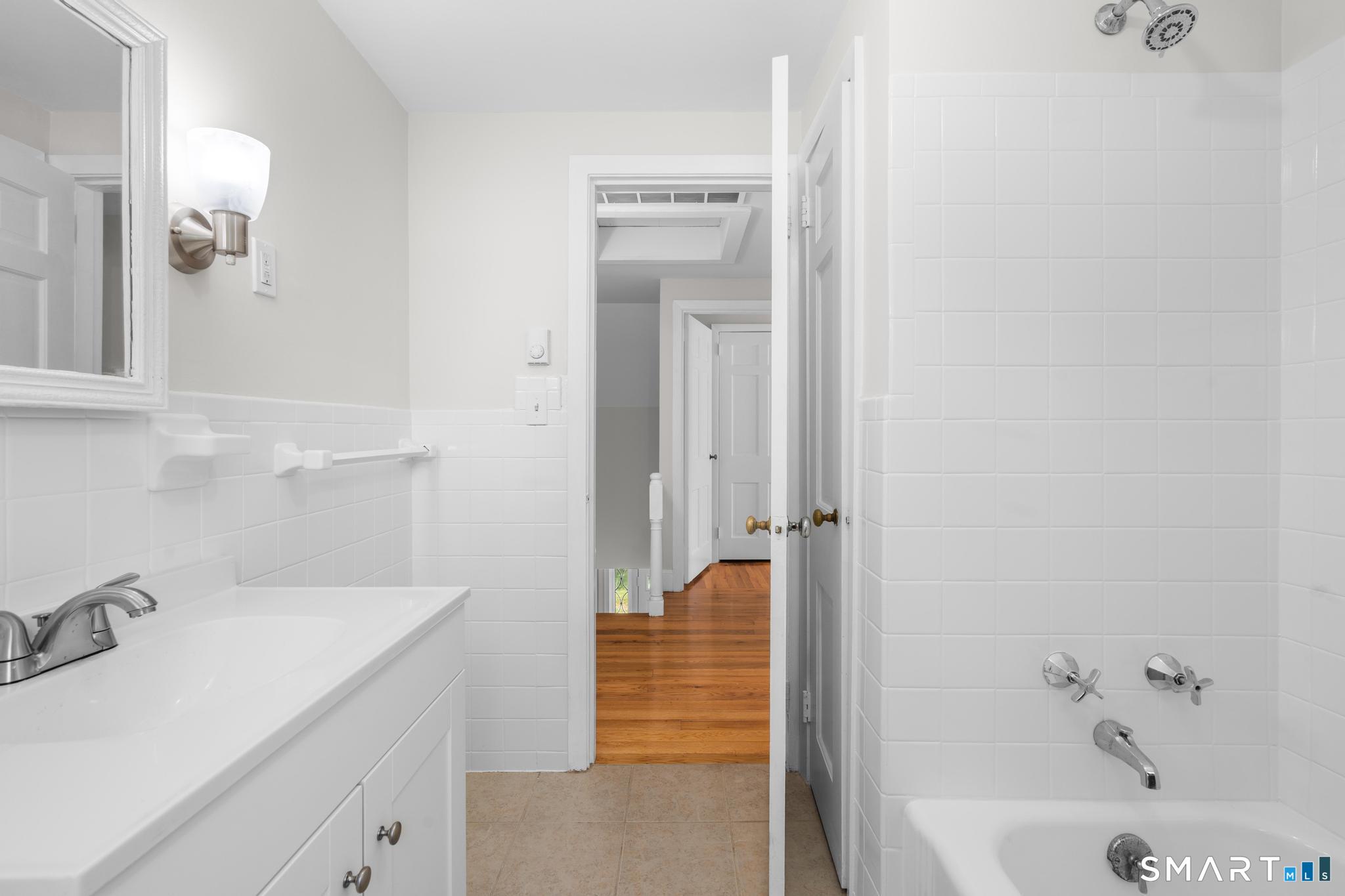 282 Tunxis Road Property Photo 19