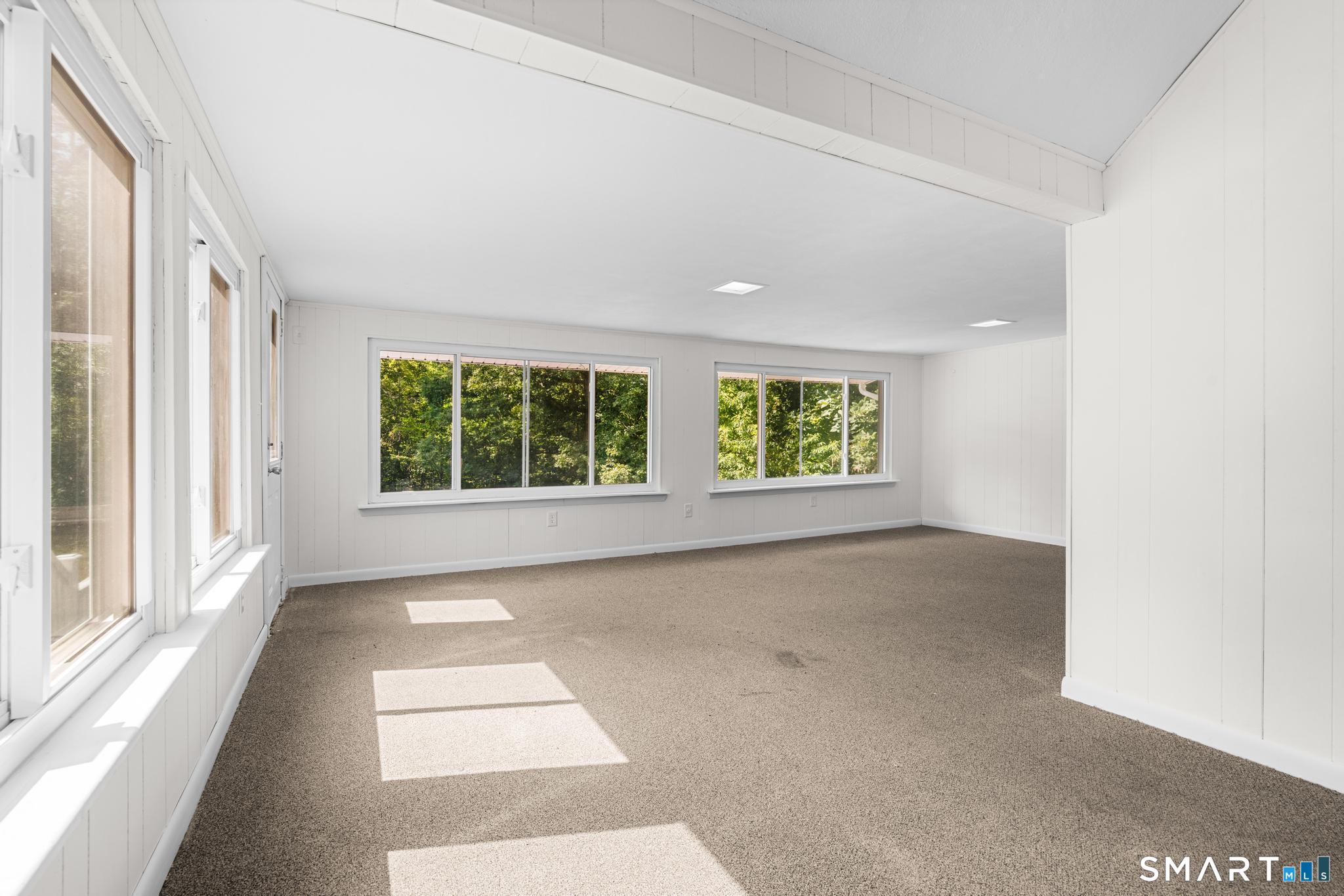 282 Tunxis Road Property Photo 32