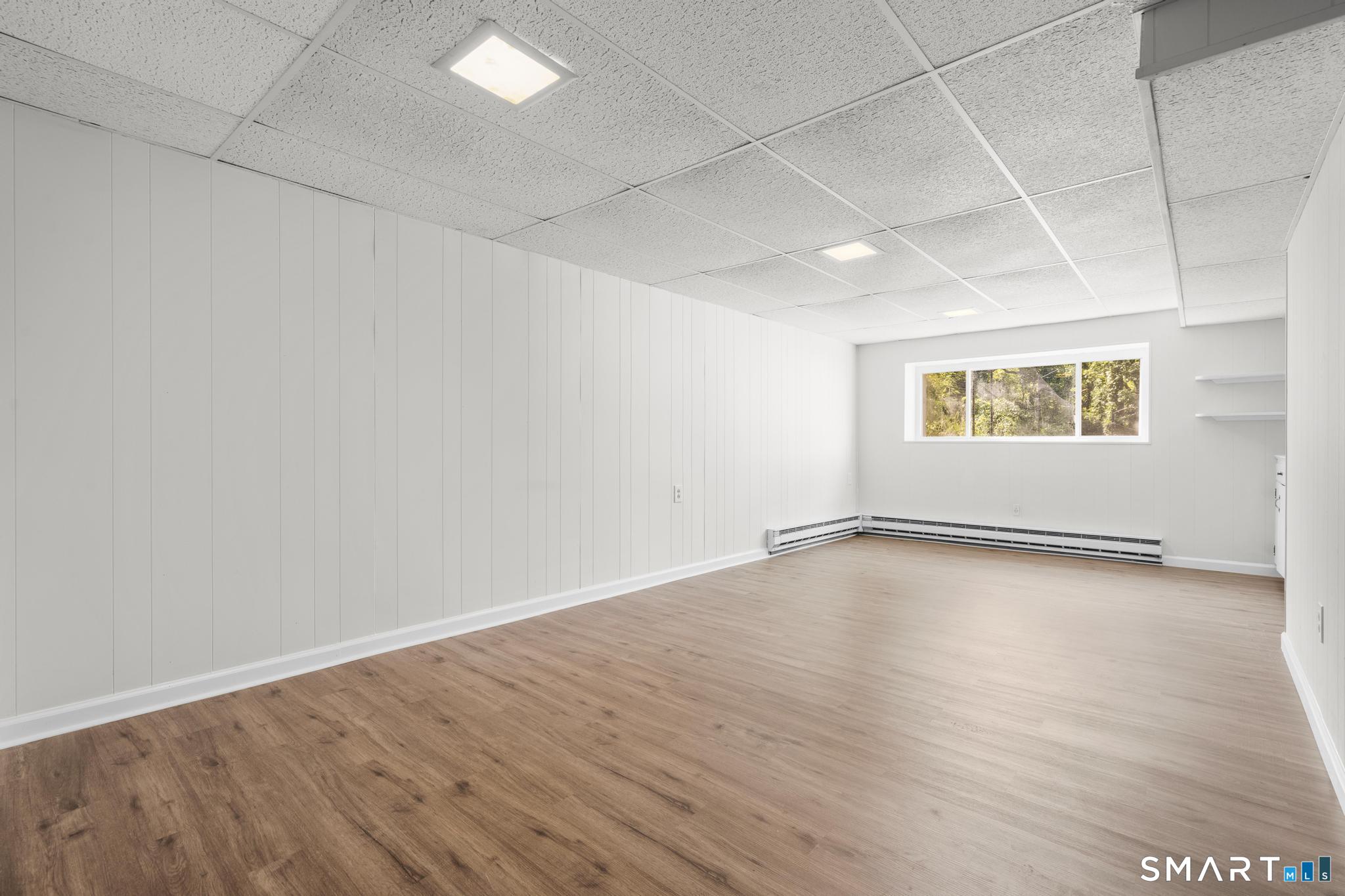282 Tunxis Road Property Photo 35
