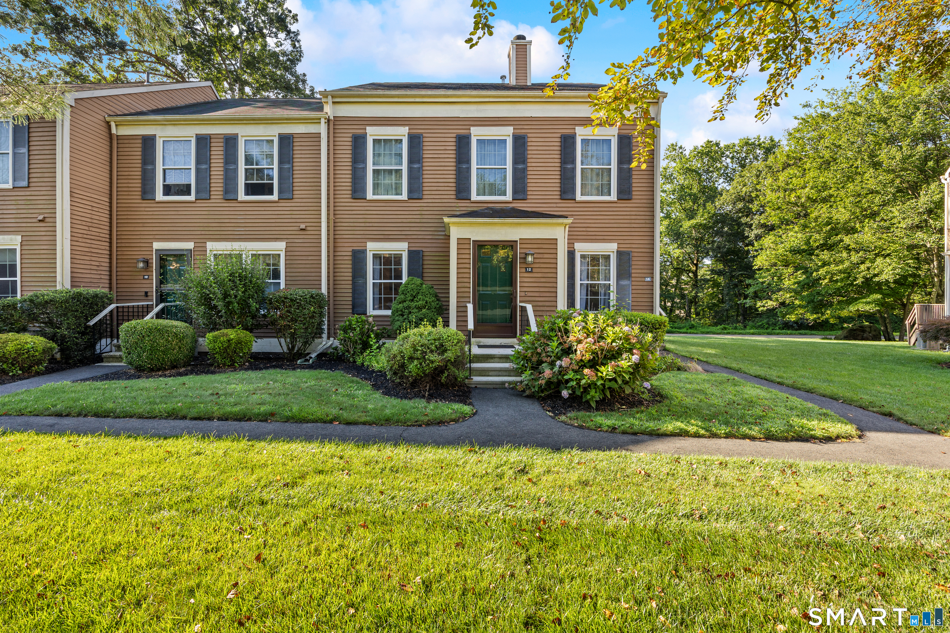 12 Foxbridge Village 12 Road Property Photo 1