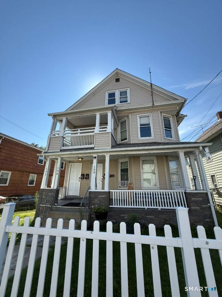 188 Monroe Street Property Photo
