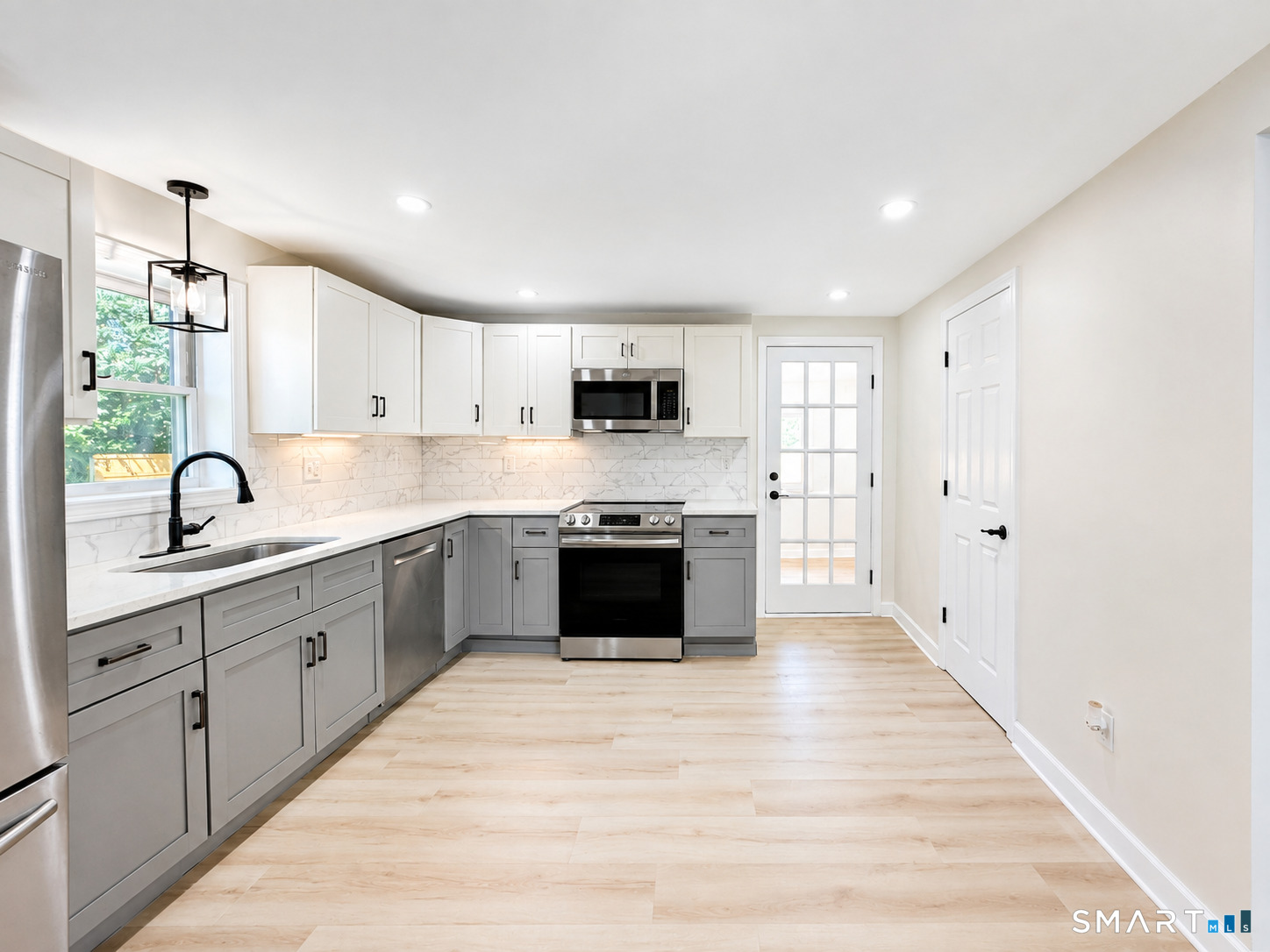 24 Bushnell Avenue Property Photo 8