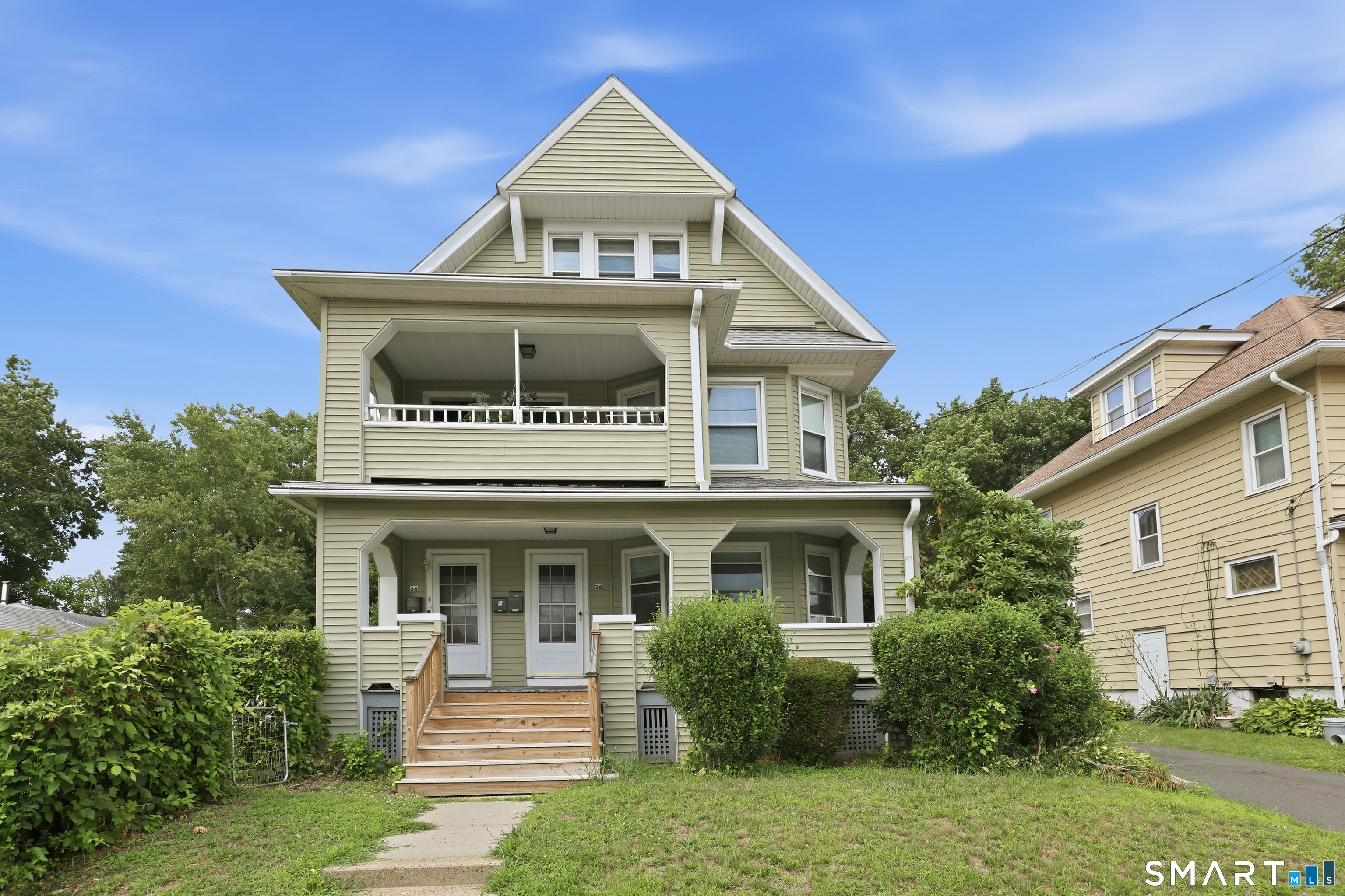 36 Brookline Avenue Property Photo 1