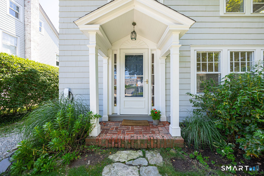12 Roosevelt Road Property Photo 1