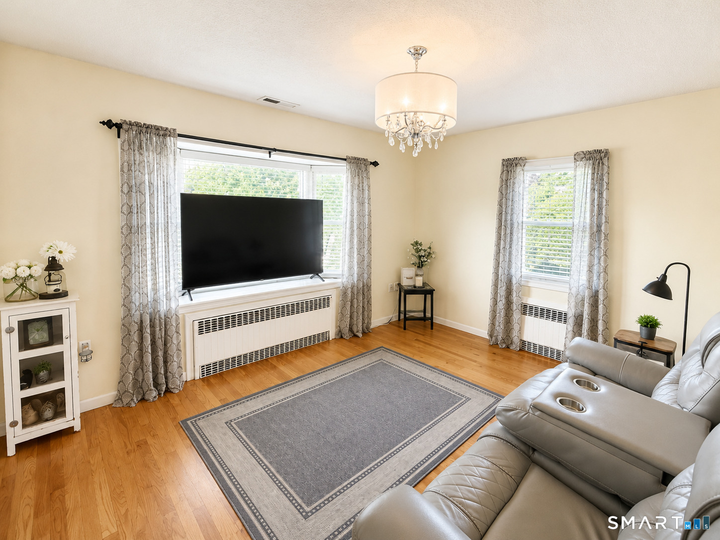114 Oliver Street Property Photo 6