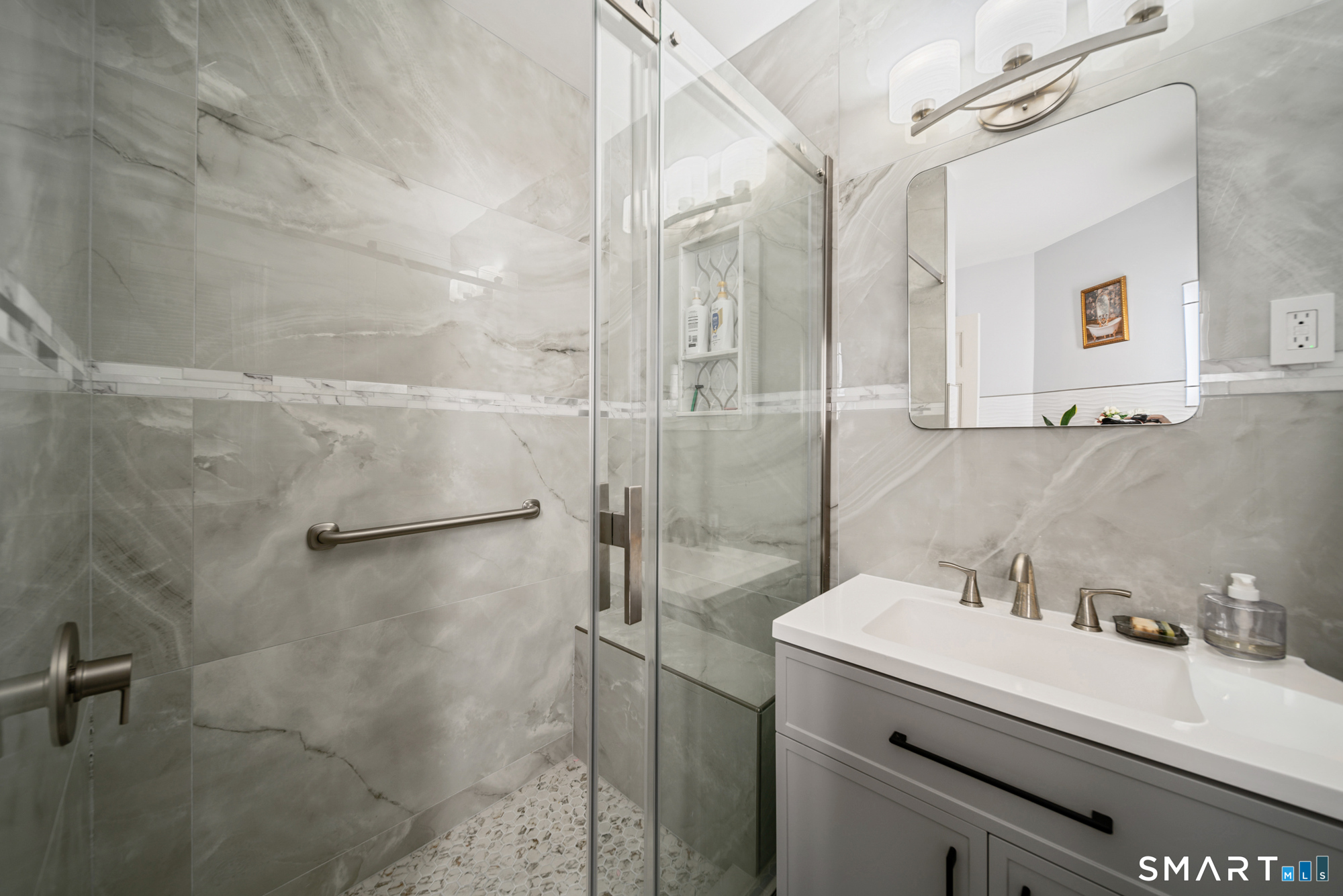 219 Hillside Avenue Property Photo 33