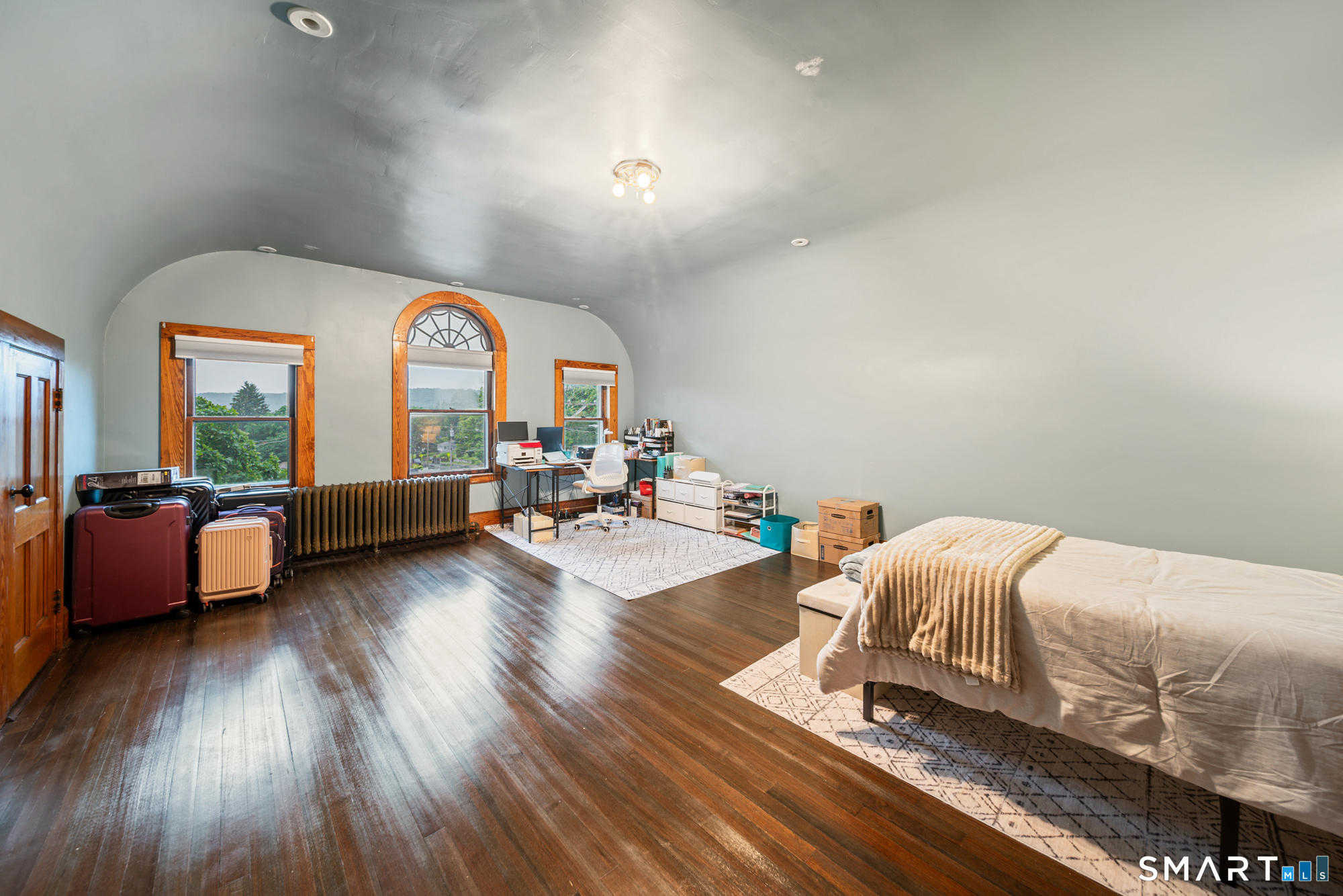 219 Hillside Avenue Property Photo 37