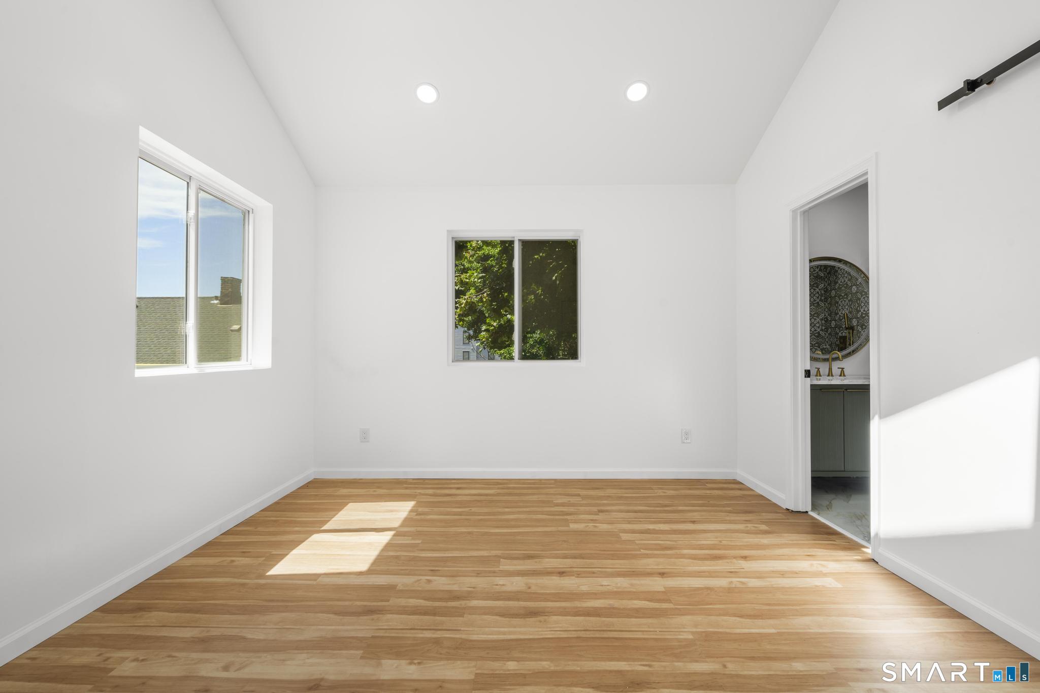 810 Brewster Street Property Photo 16