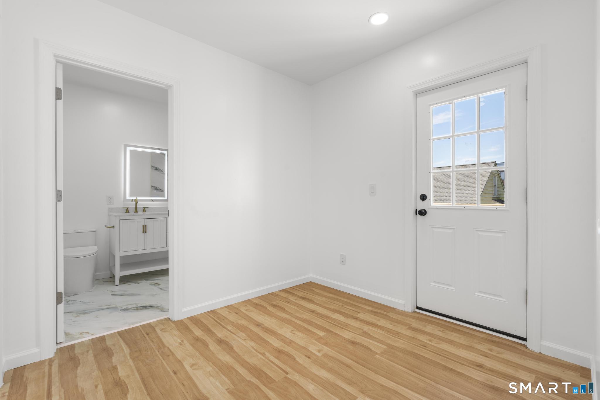 810 Brewster Street Property Photo 22