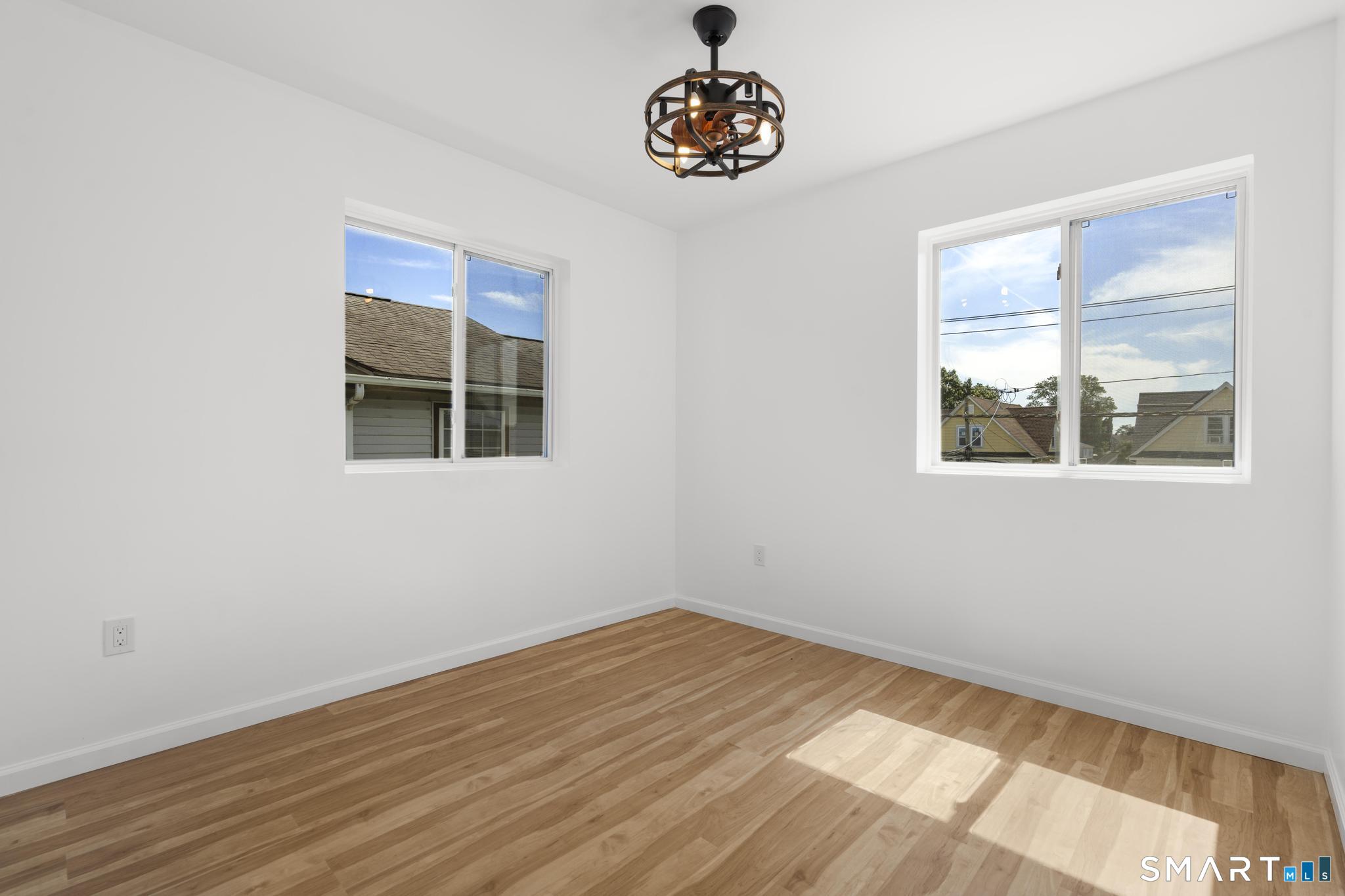 810 Brewster Street Property Photo 28