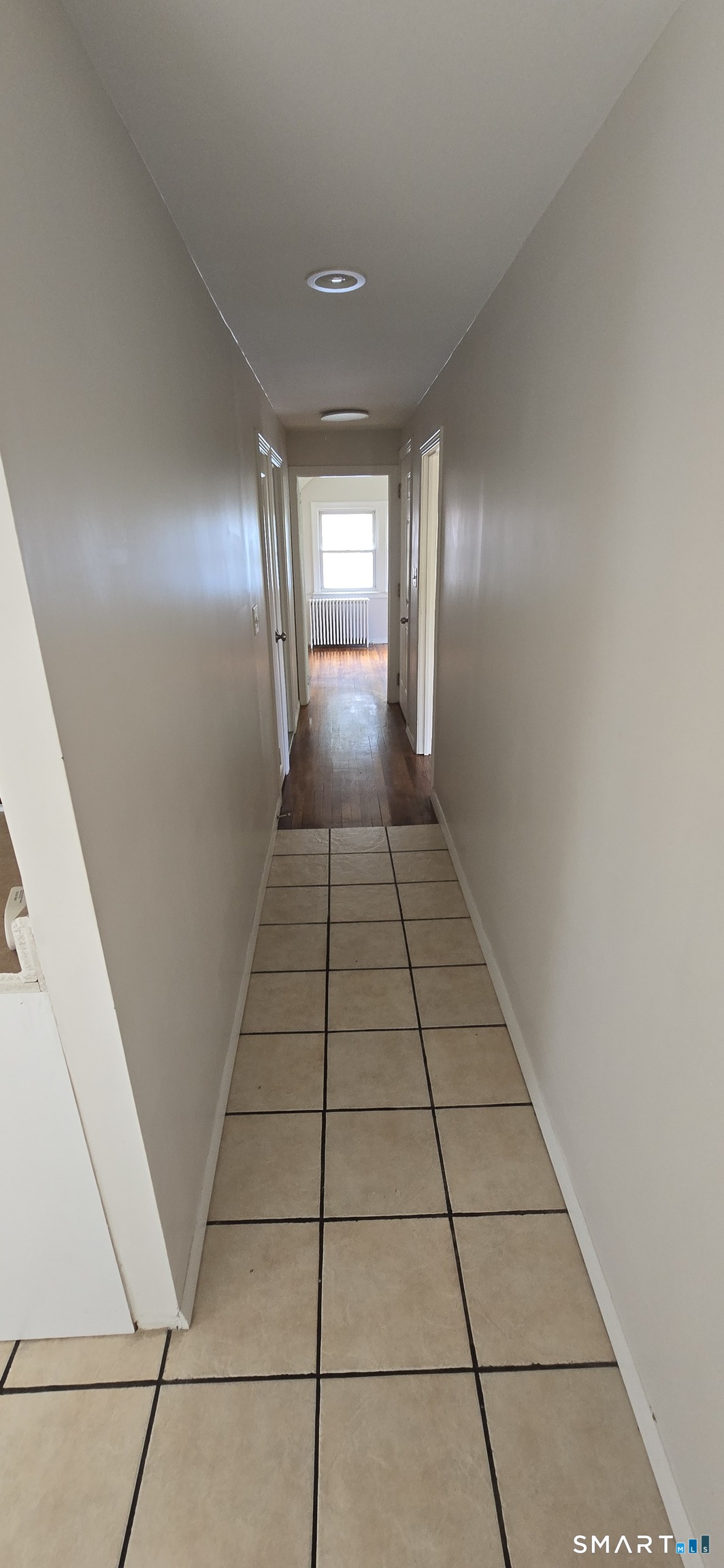 238 Moran Fl 2 Street Property Photo 6