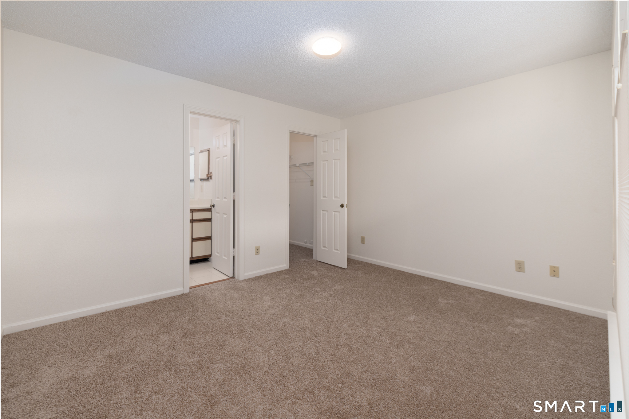 316 Carriage Crossing 316 Lane Property Photo 10