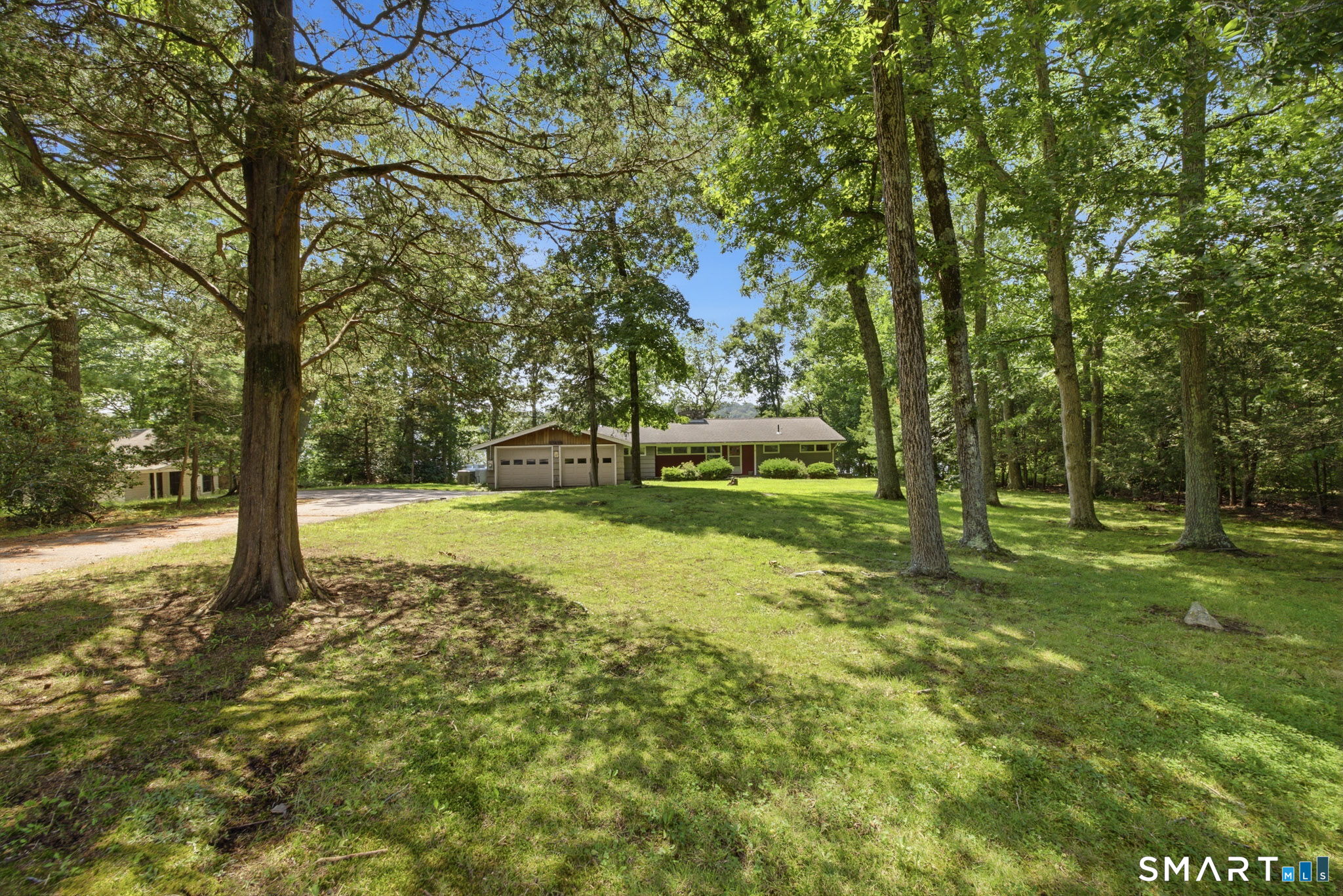21 Hickory Lane Property Photo 2