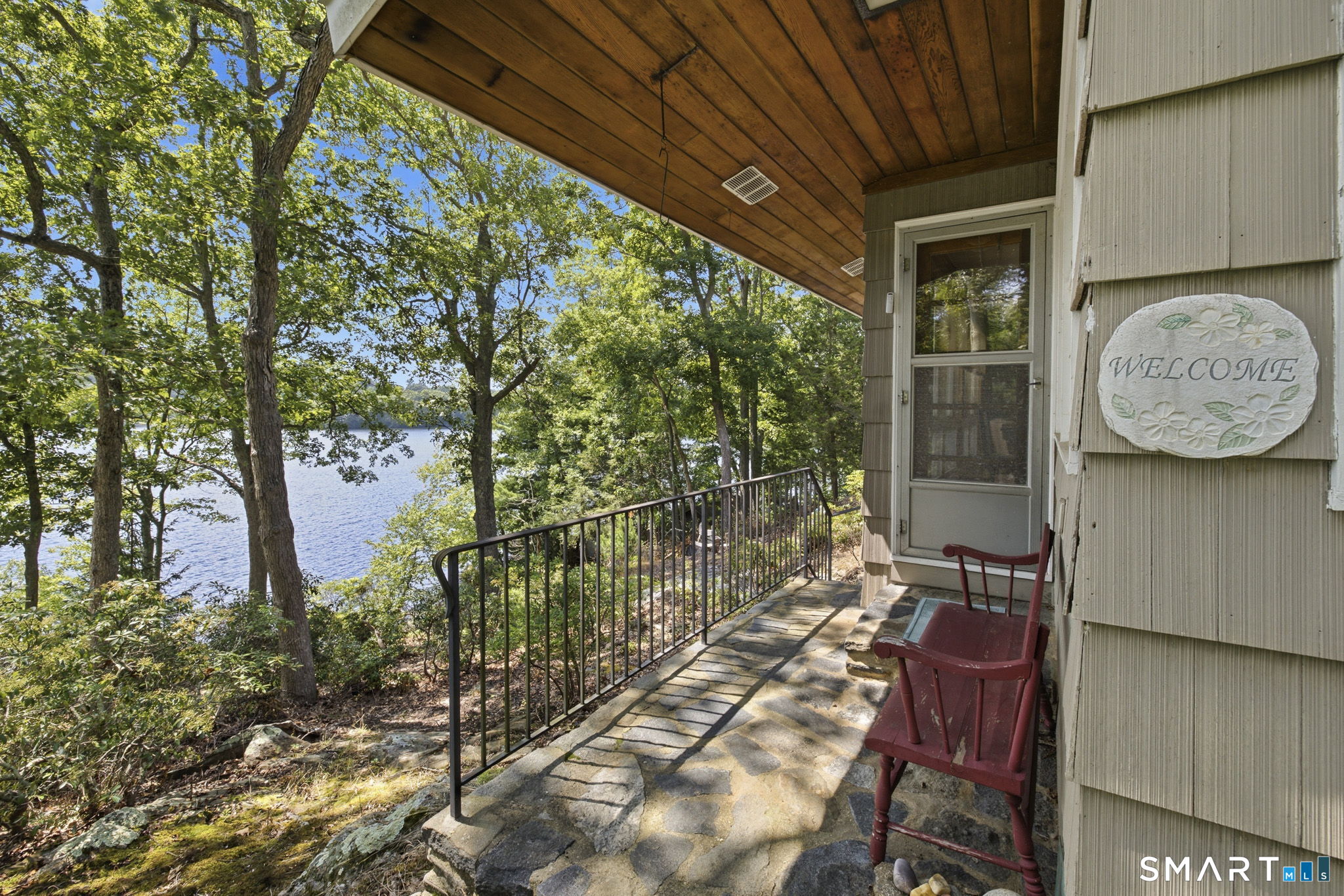 21 Hickory Lane Property Photo 3