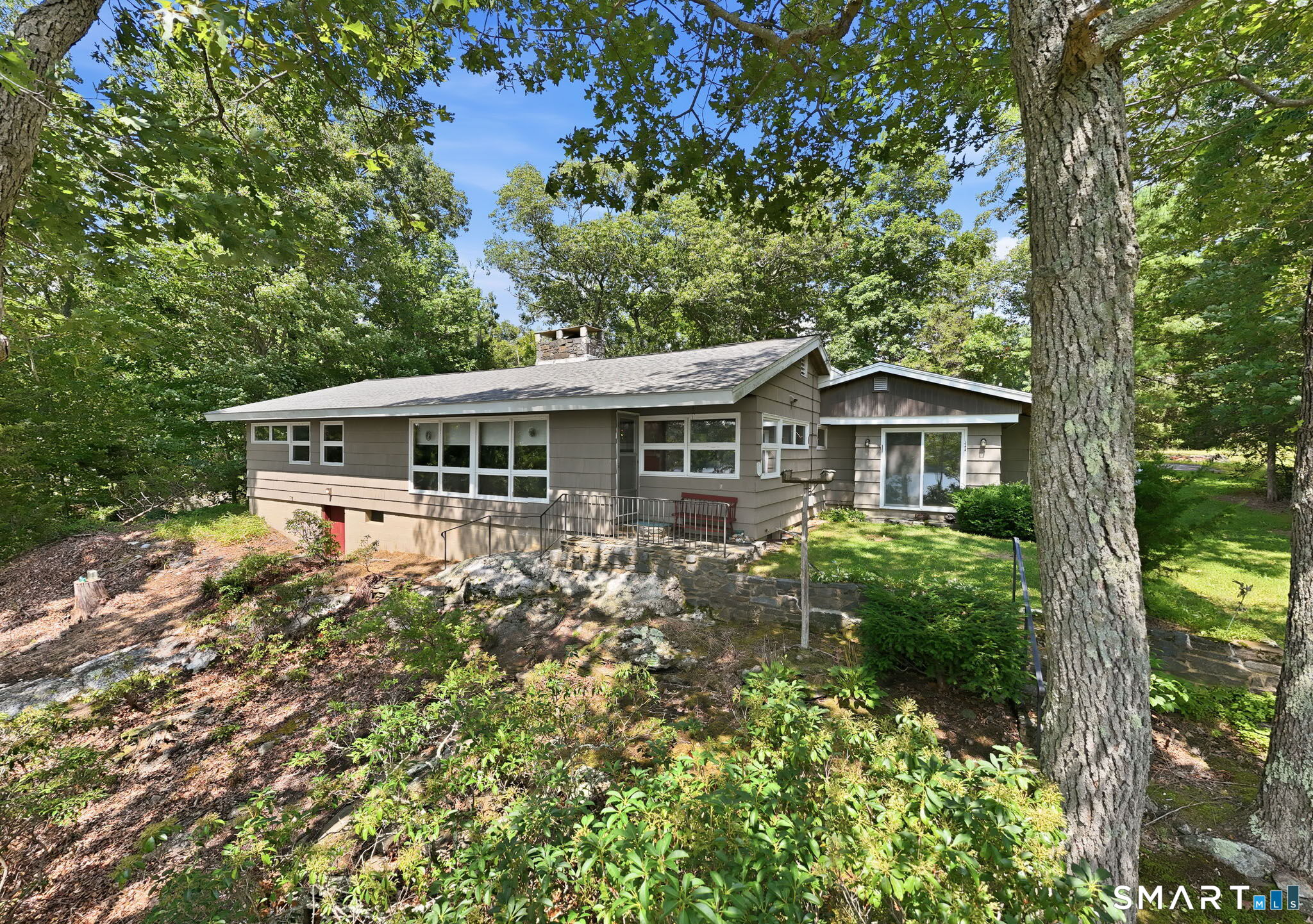 21 Hickory Lane Property Photo 8