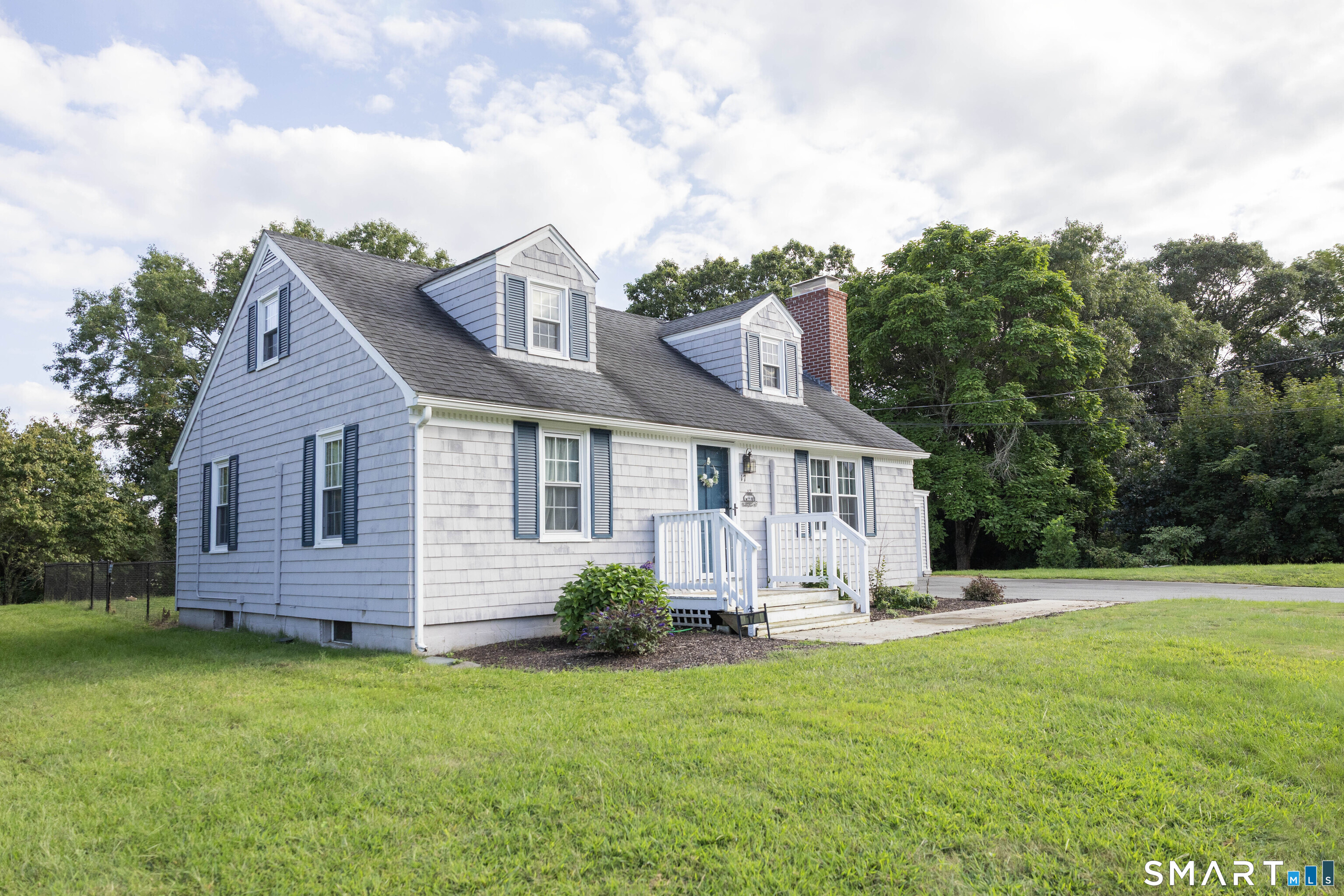 17 Buckingham Road Property Photo 3