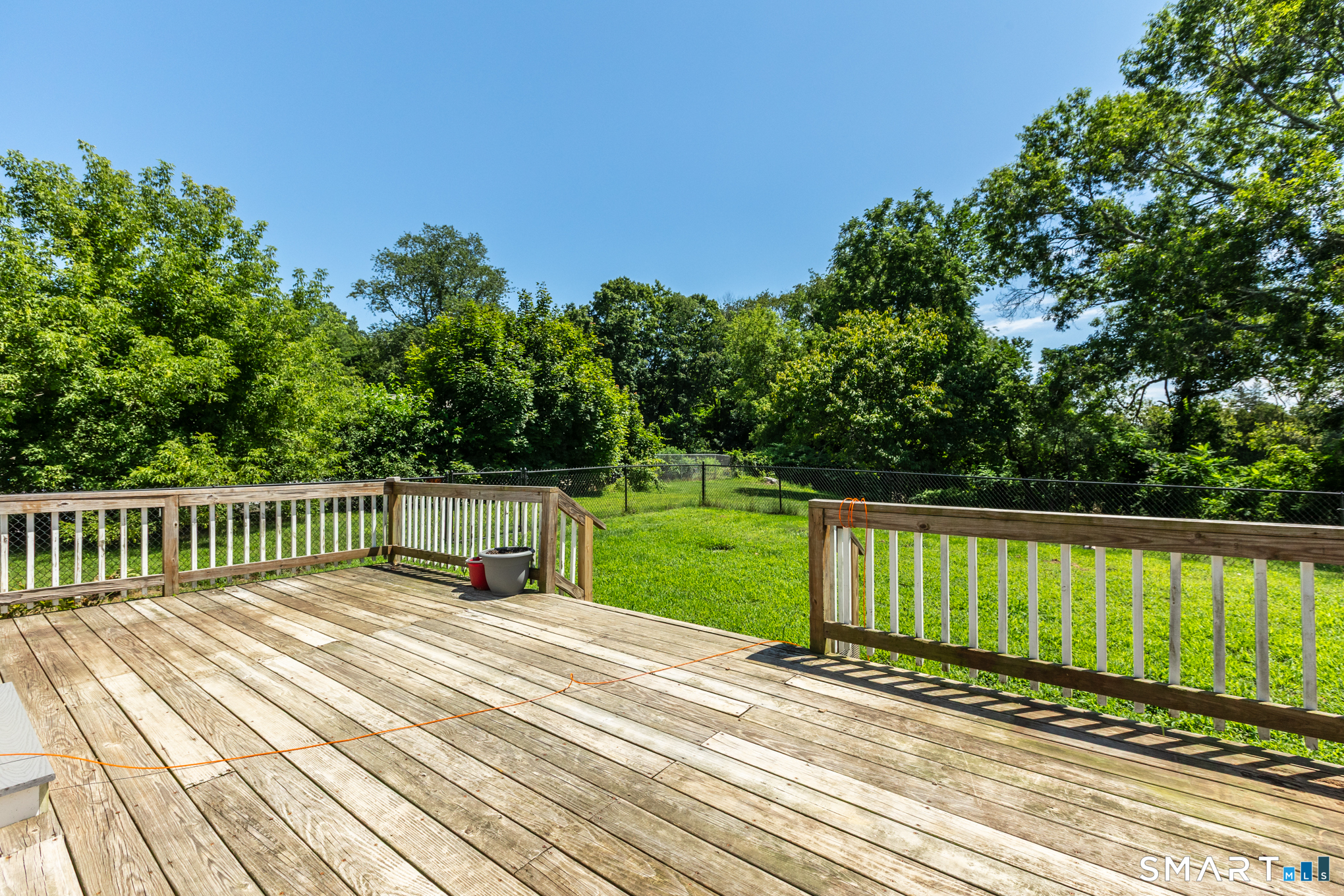 17 Buckingham Road Property Photo 4