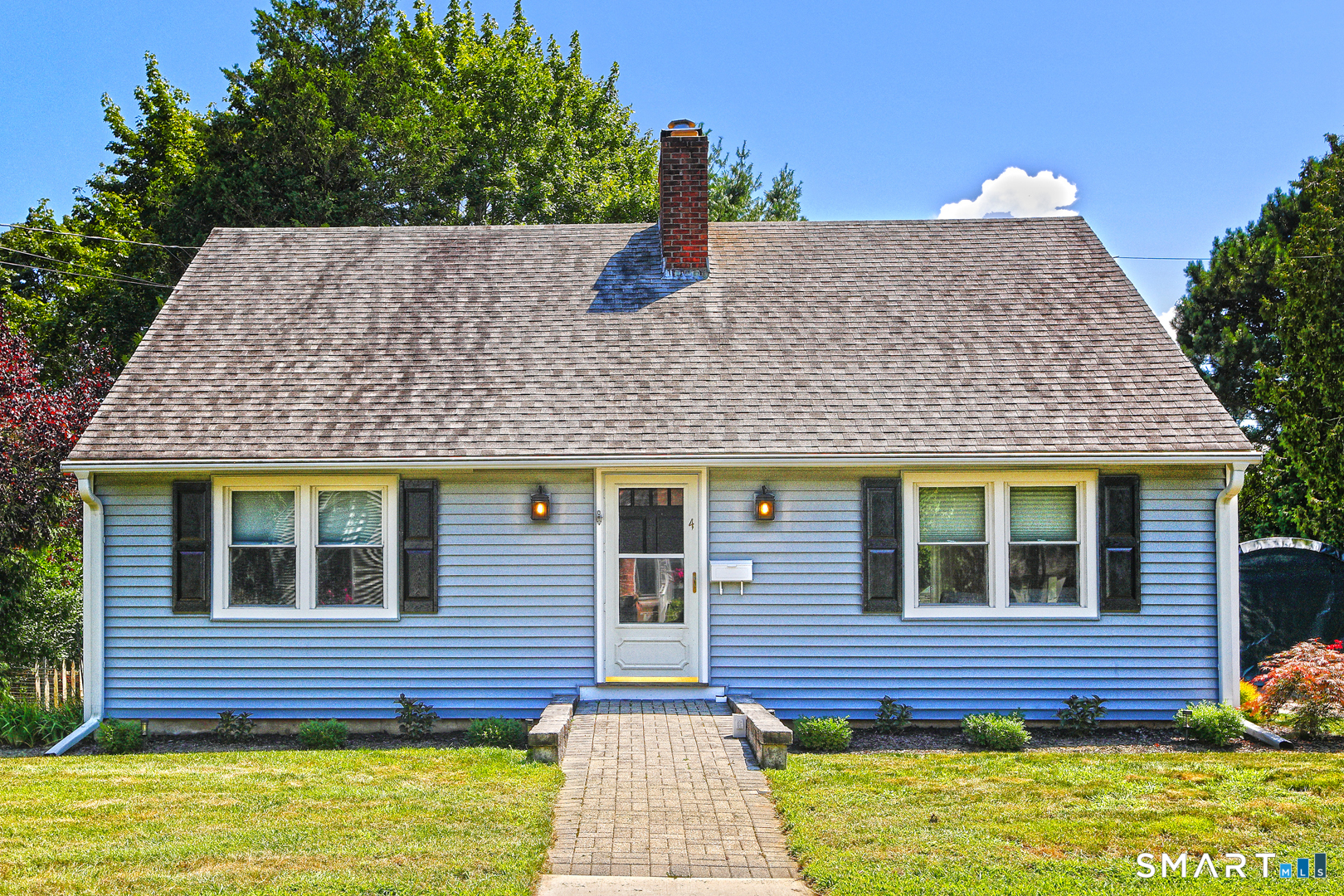 4 Pine Place Property Photo 1