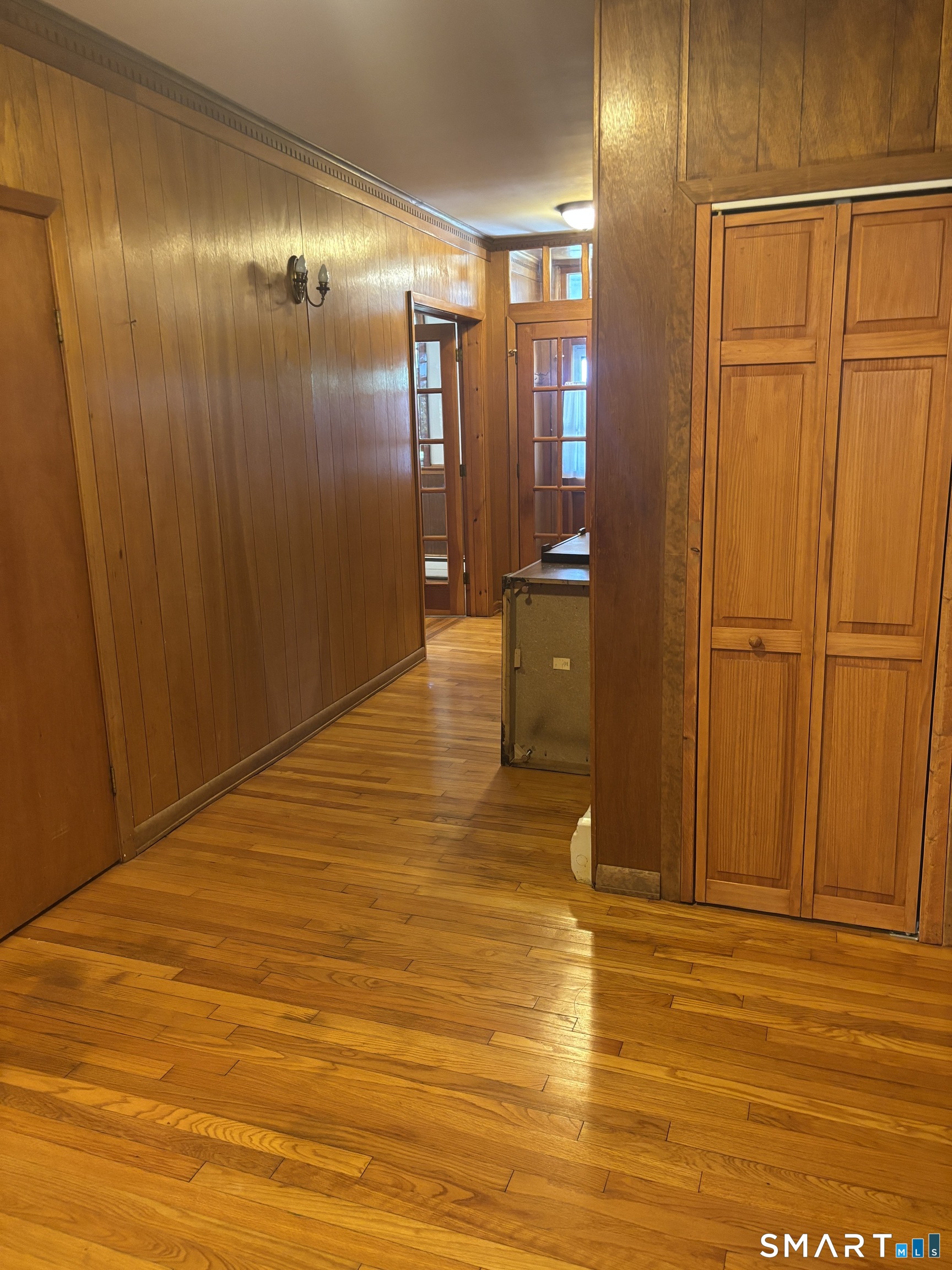 24 Broadway Street Property Photo 4