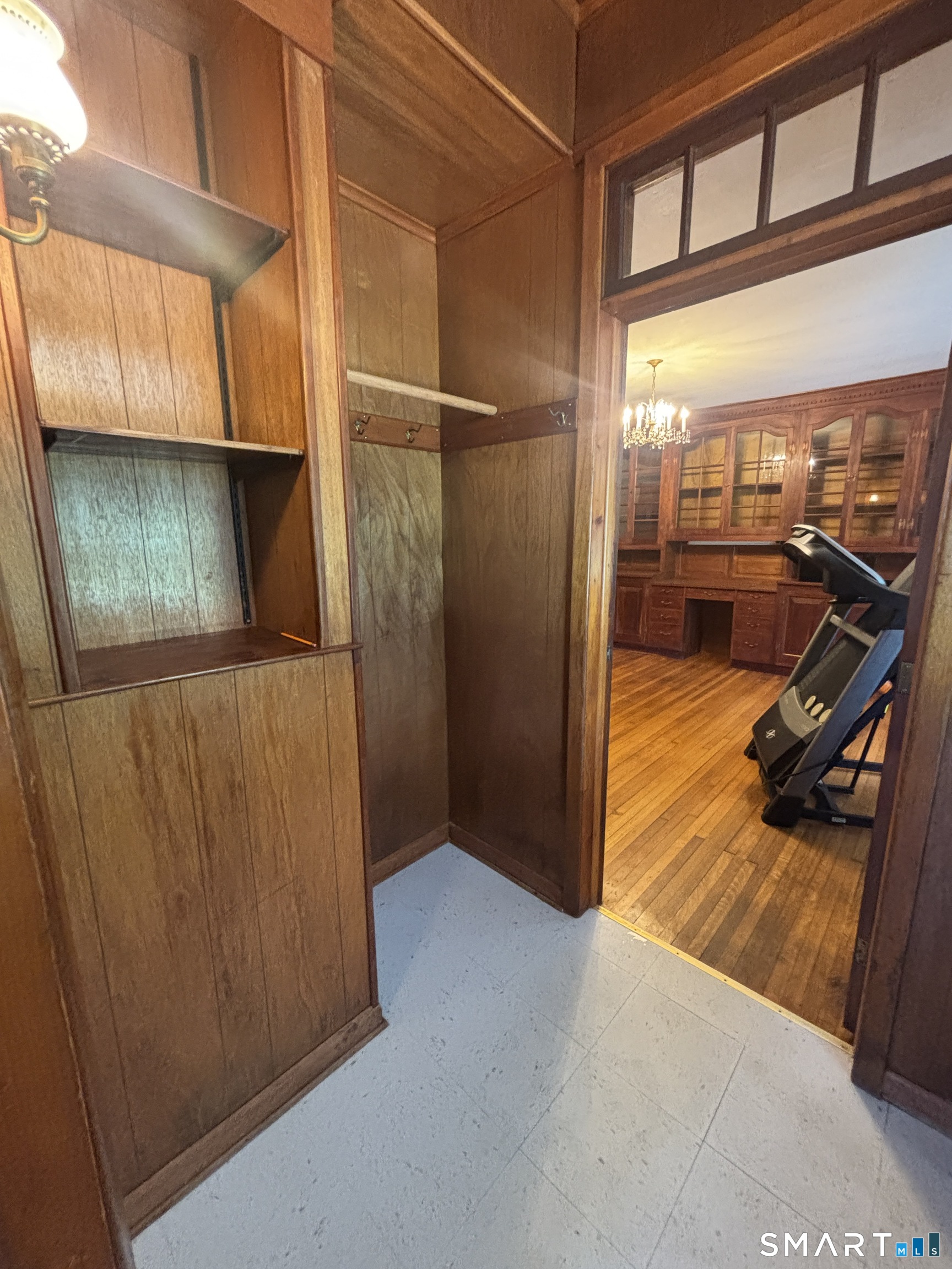24 Broadway Street Property Photo 15