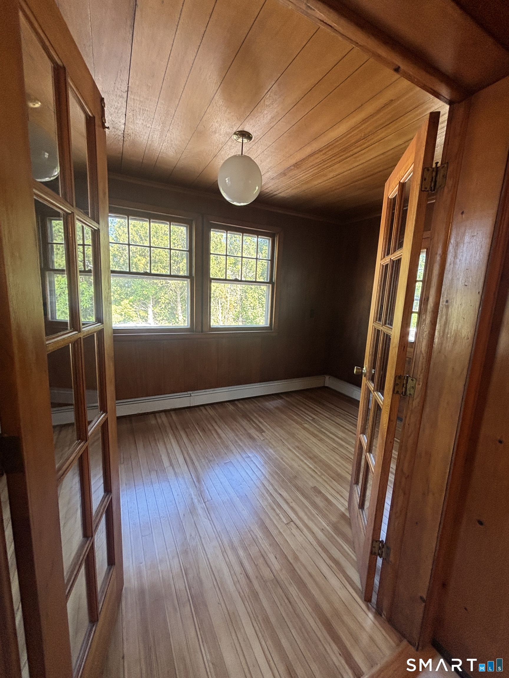 24 Broadway Street Property Photo 23