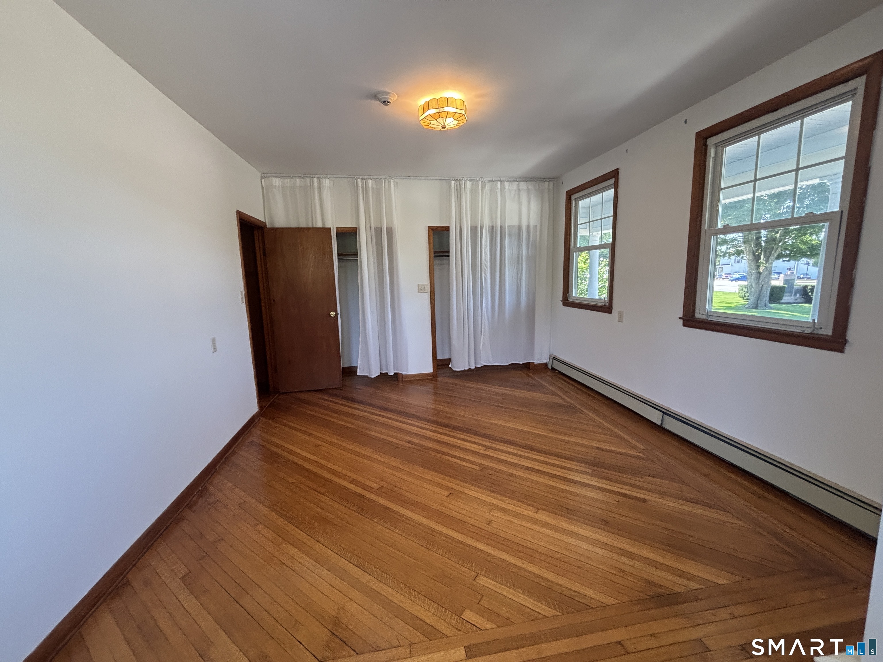 24 Broadway Street Property Photo 31