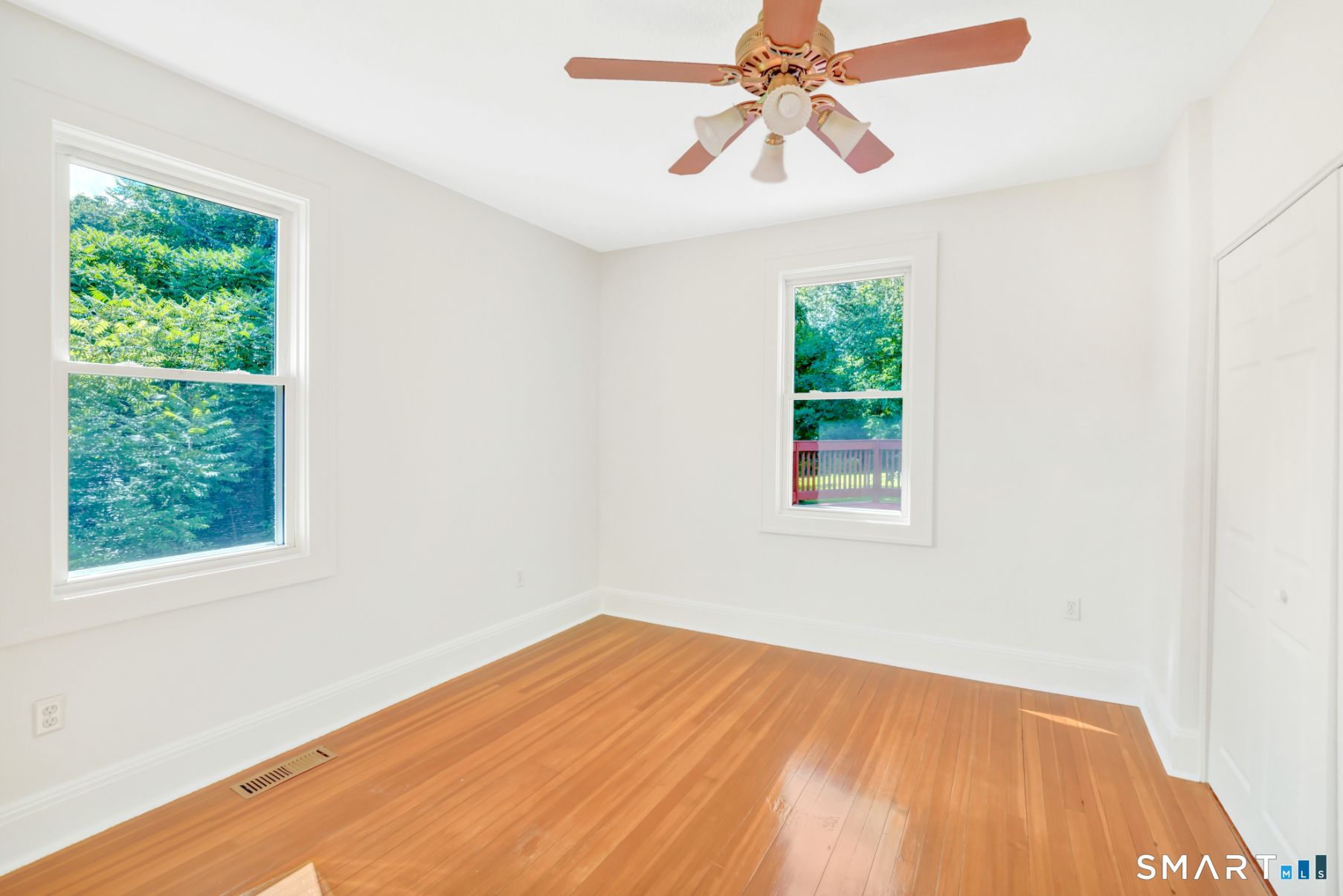 29 Hazelhurst Avenue Property Photo 4