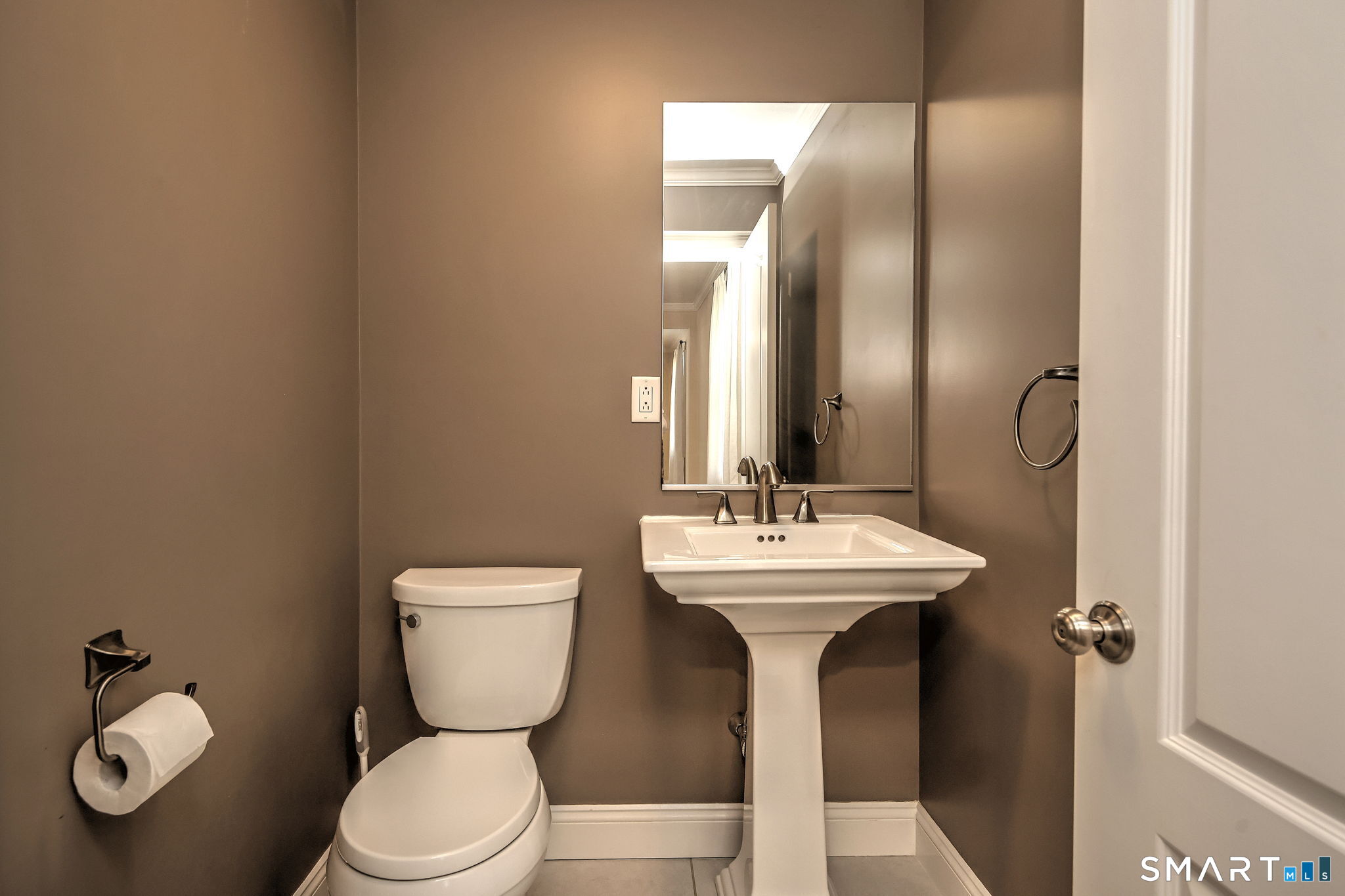 647 New Haven Avenue Property Photo 20