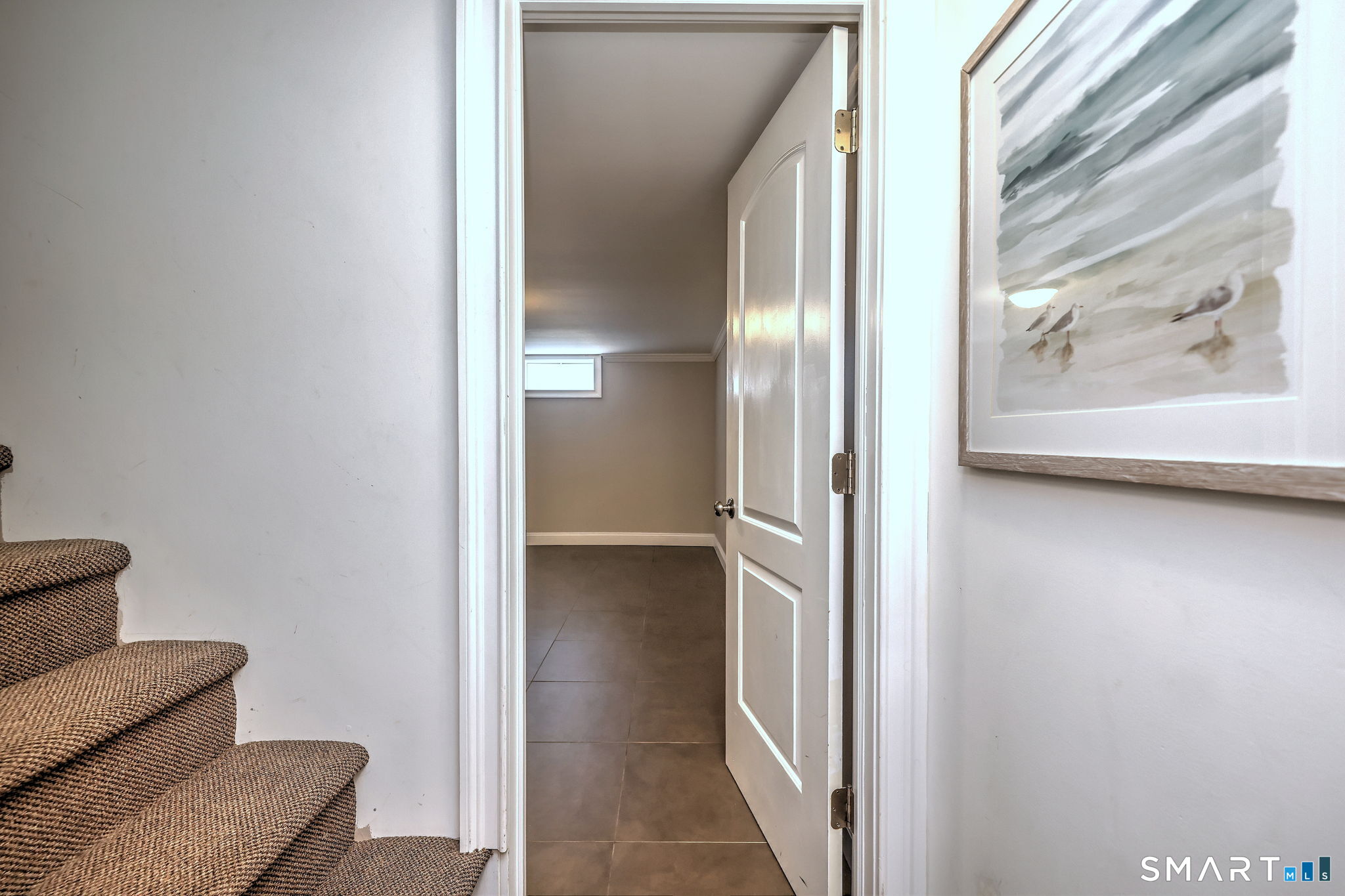 647 New Haven Avenue Property Photo 33
