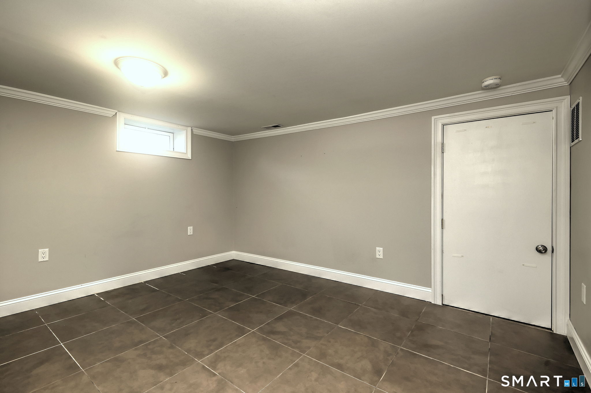 647 New Haven Avenue Property Photo 36