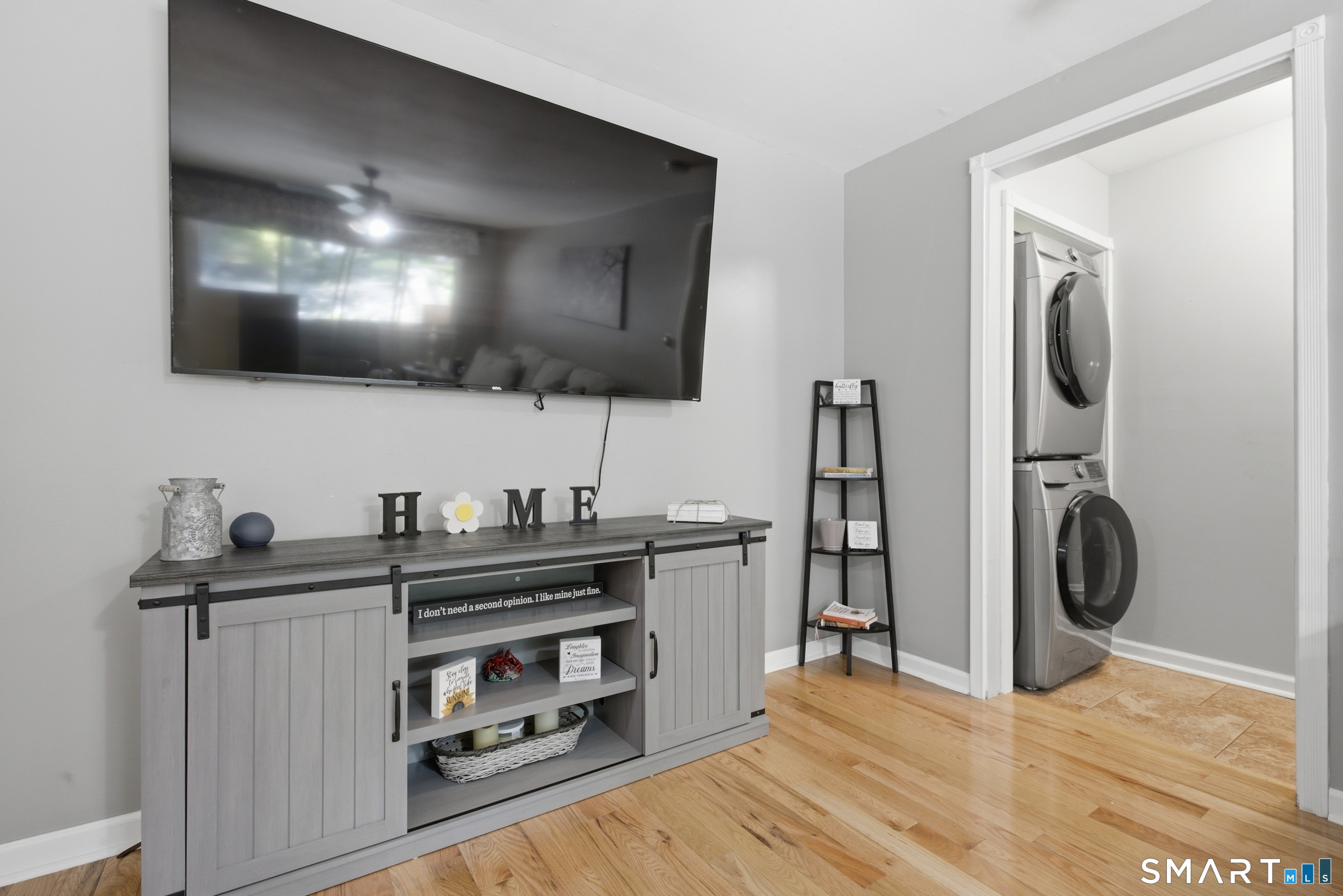 333 Vincellette 47 Street Property Photo 9