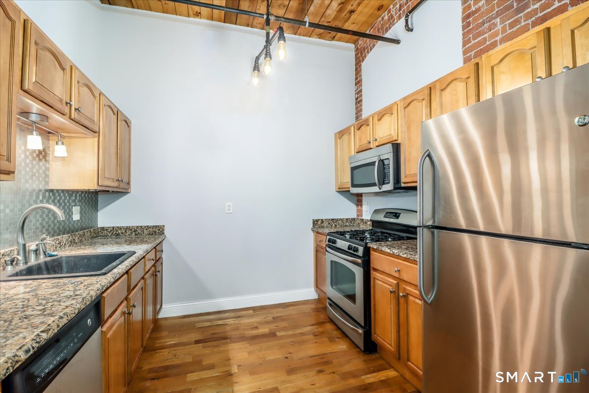 145 Canal 110 Street Property Photo 4