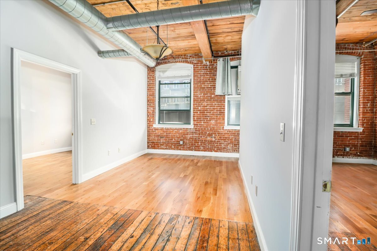 145 Canal 110 Street Property Photo 11