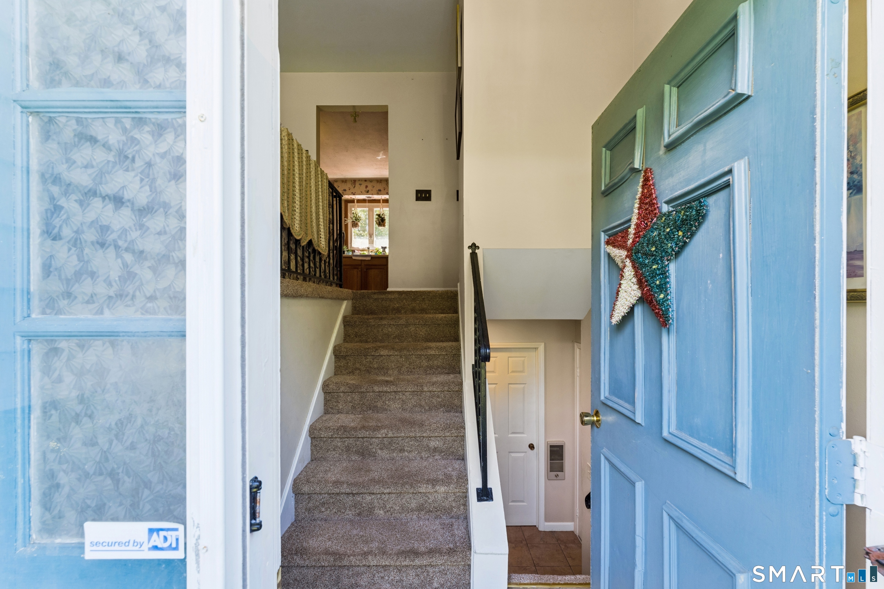 18 Woodcreek Road Property Photo 3
