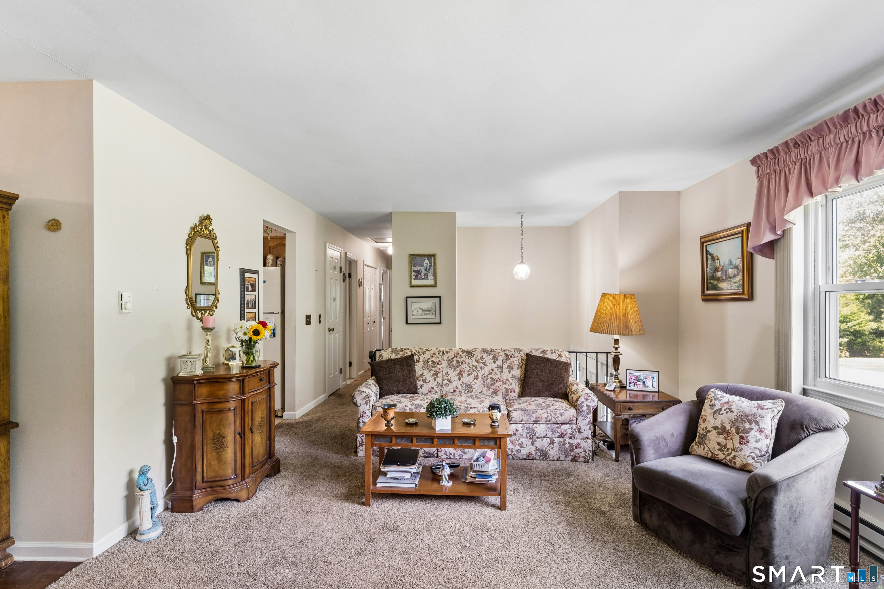 18 Woodcreek Road Property Photo 4