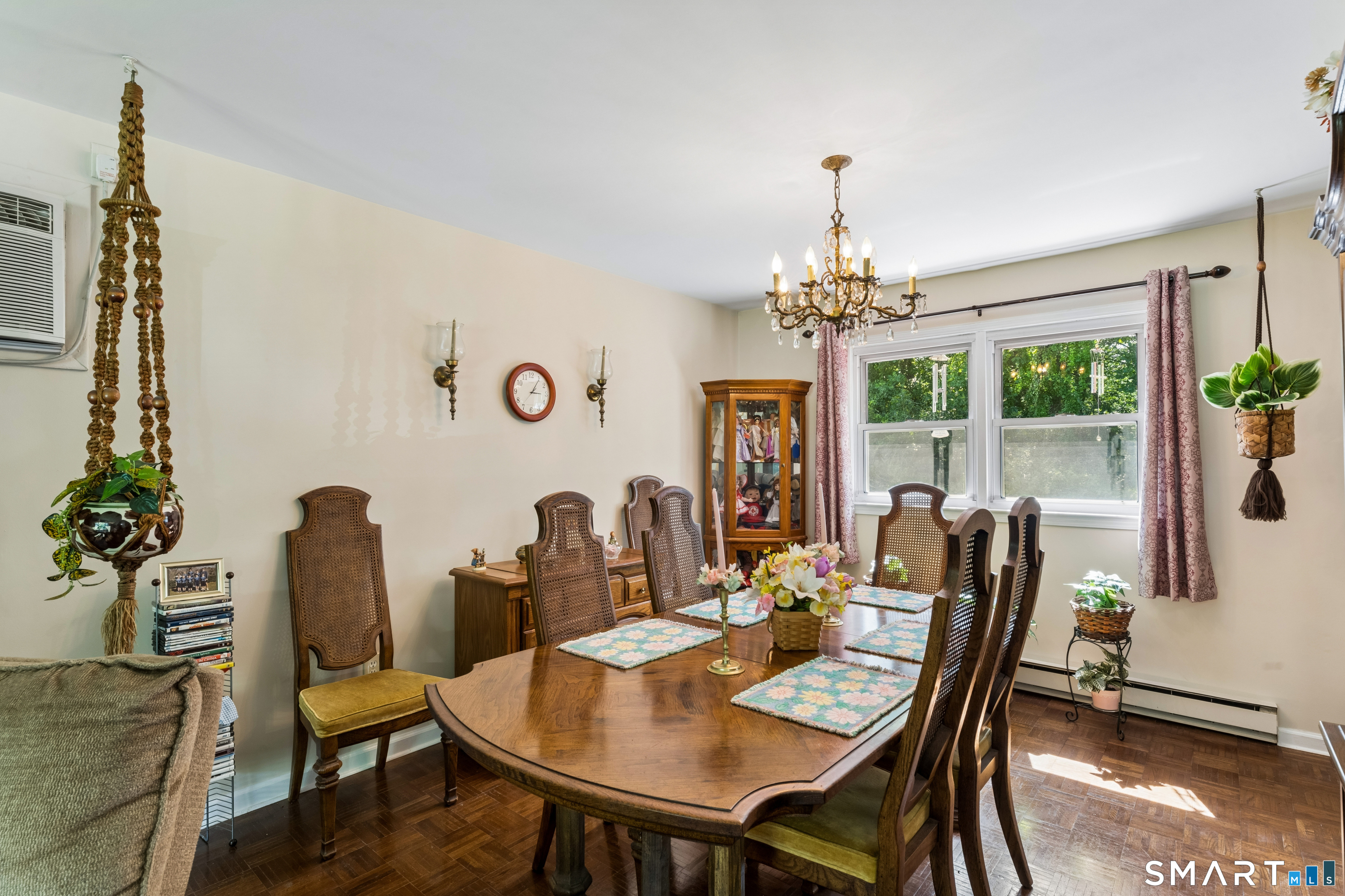 18 Woodcreek Road Property Photo 6