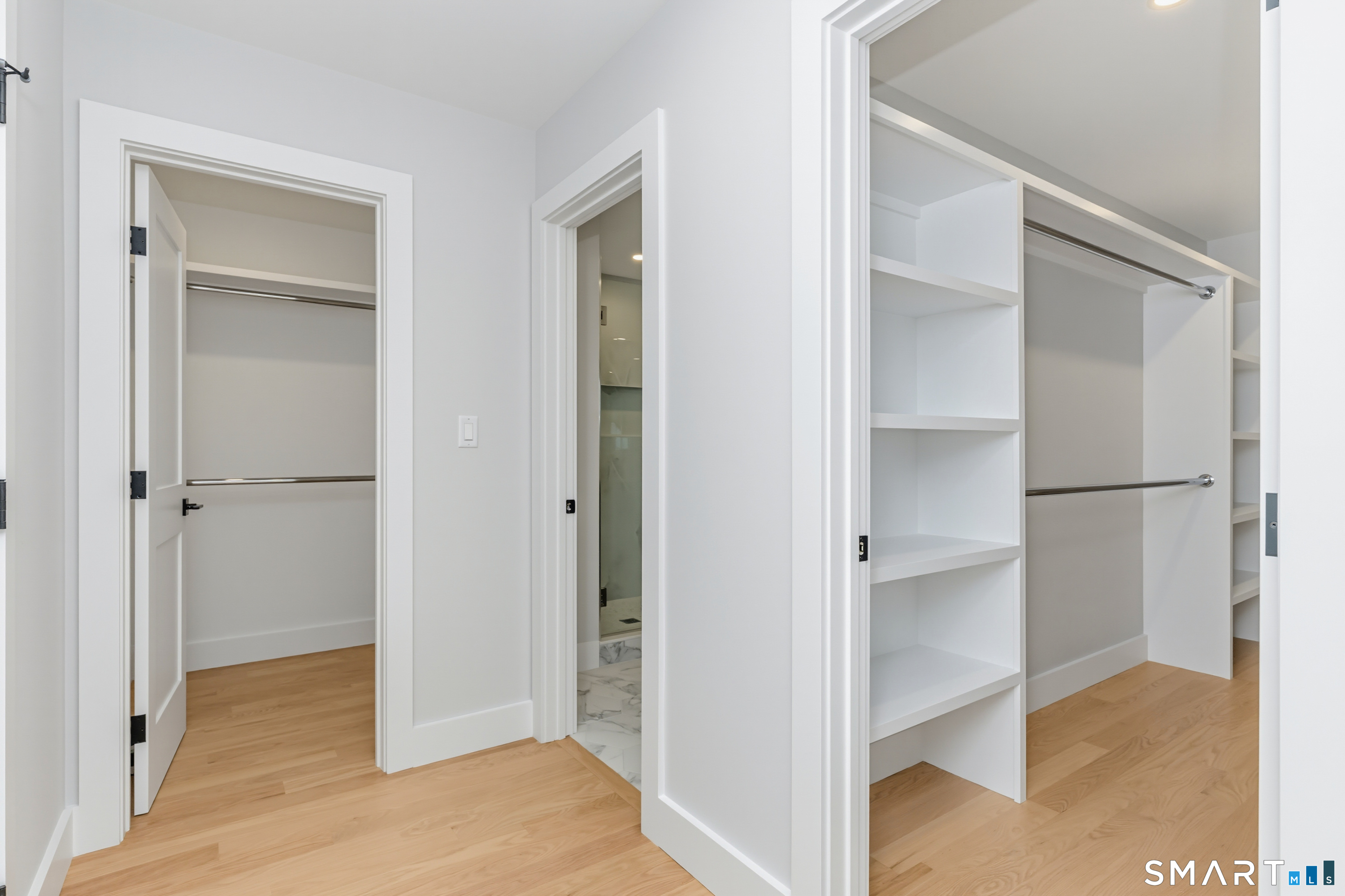 519 Newfield Avenue Property Photo 27