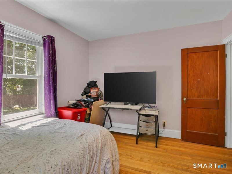 510 Charles Street Property Photo 17