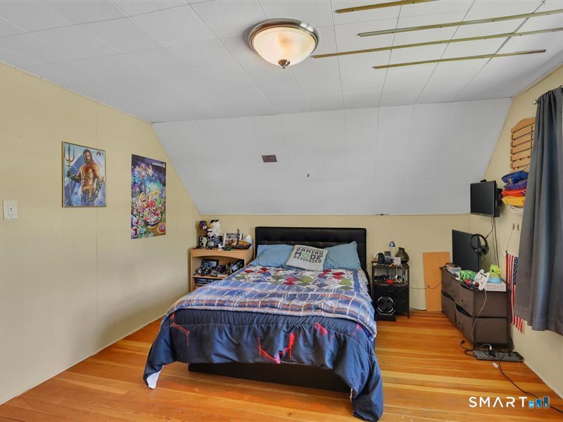 510 Charles Street Property Photo 20