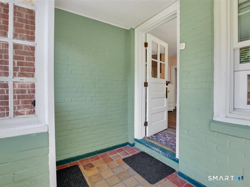 510 Charles Street Property Photo 23