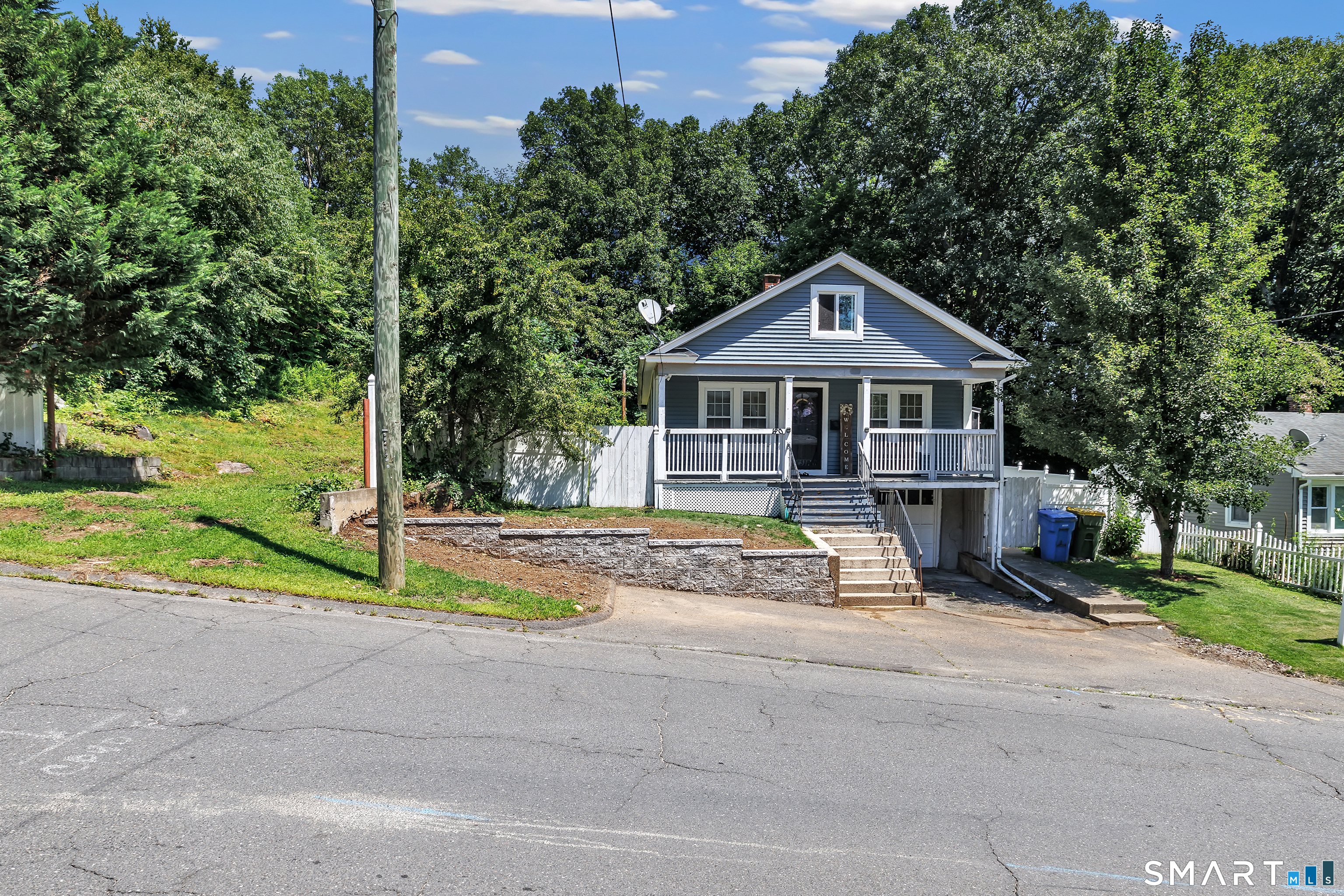 180 Capitol Avenue Property Photo 2