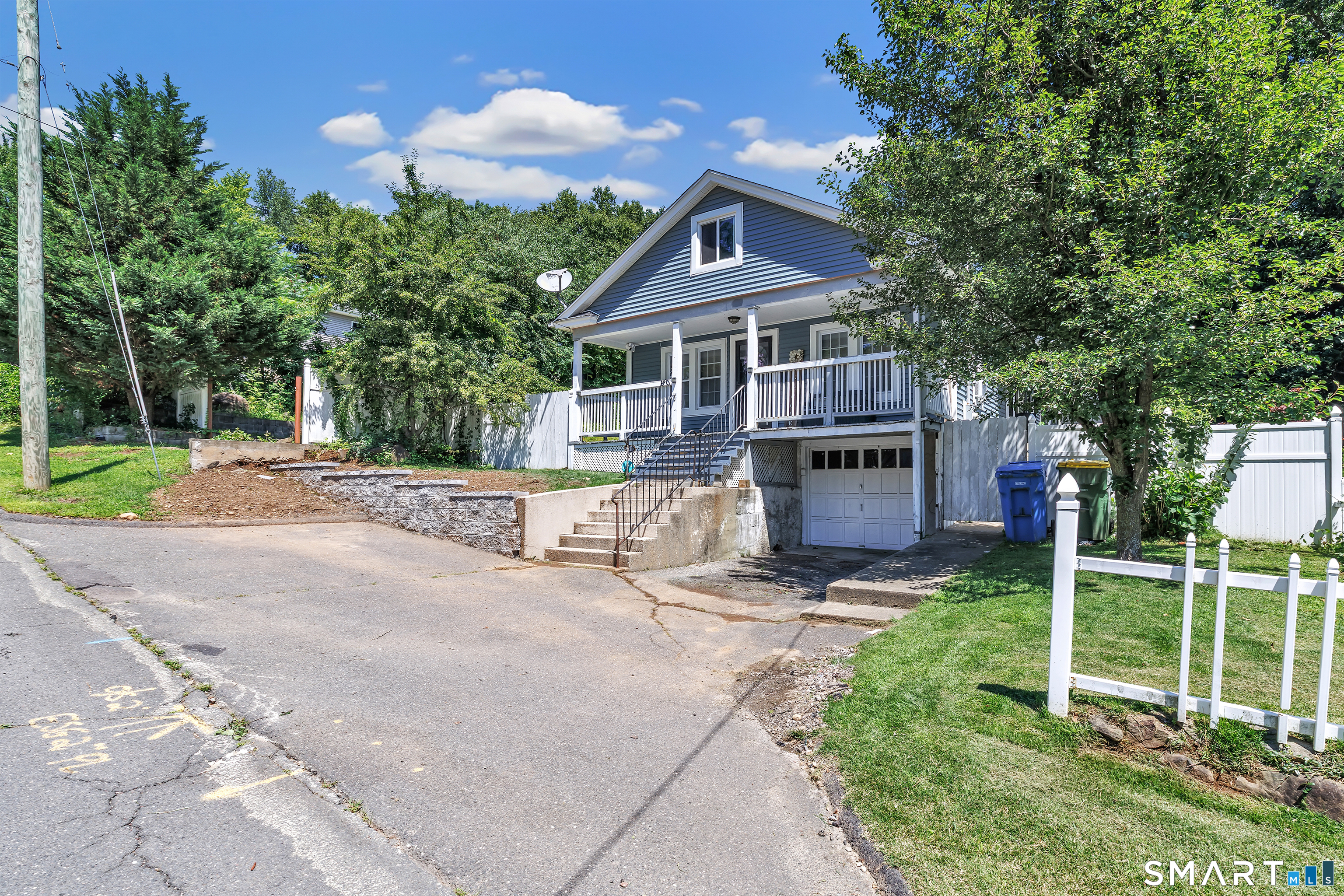 180 Capitol Avenue Property Photo 4