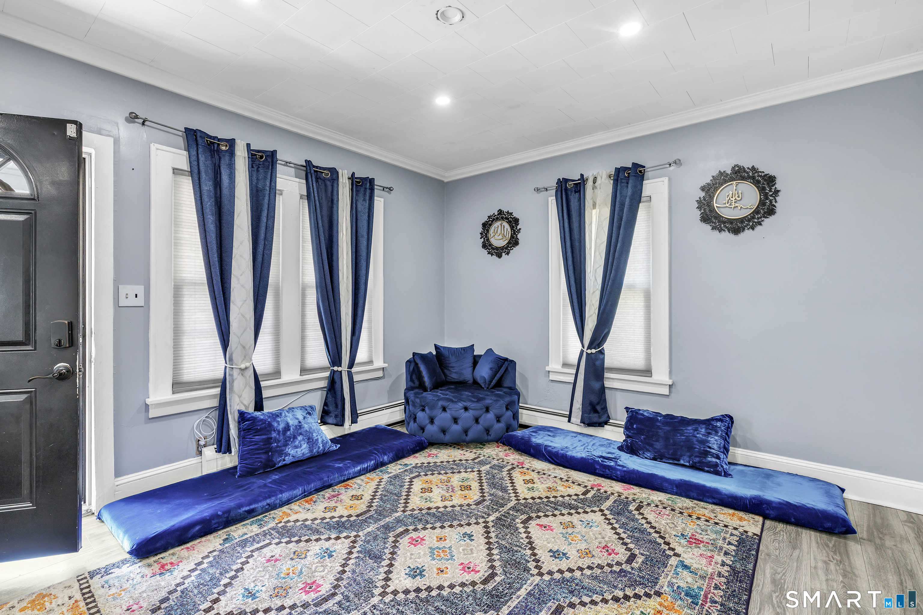 180 Capitol Avenue Property Photo 11