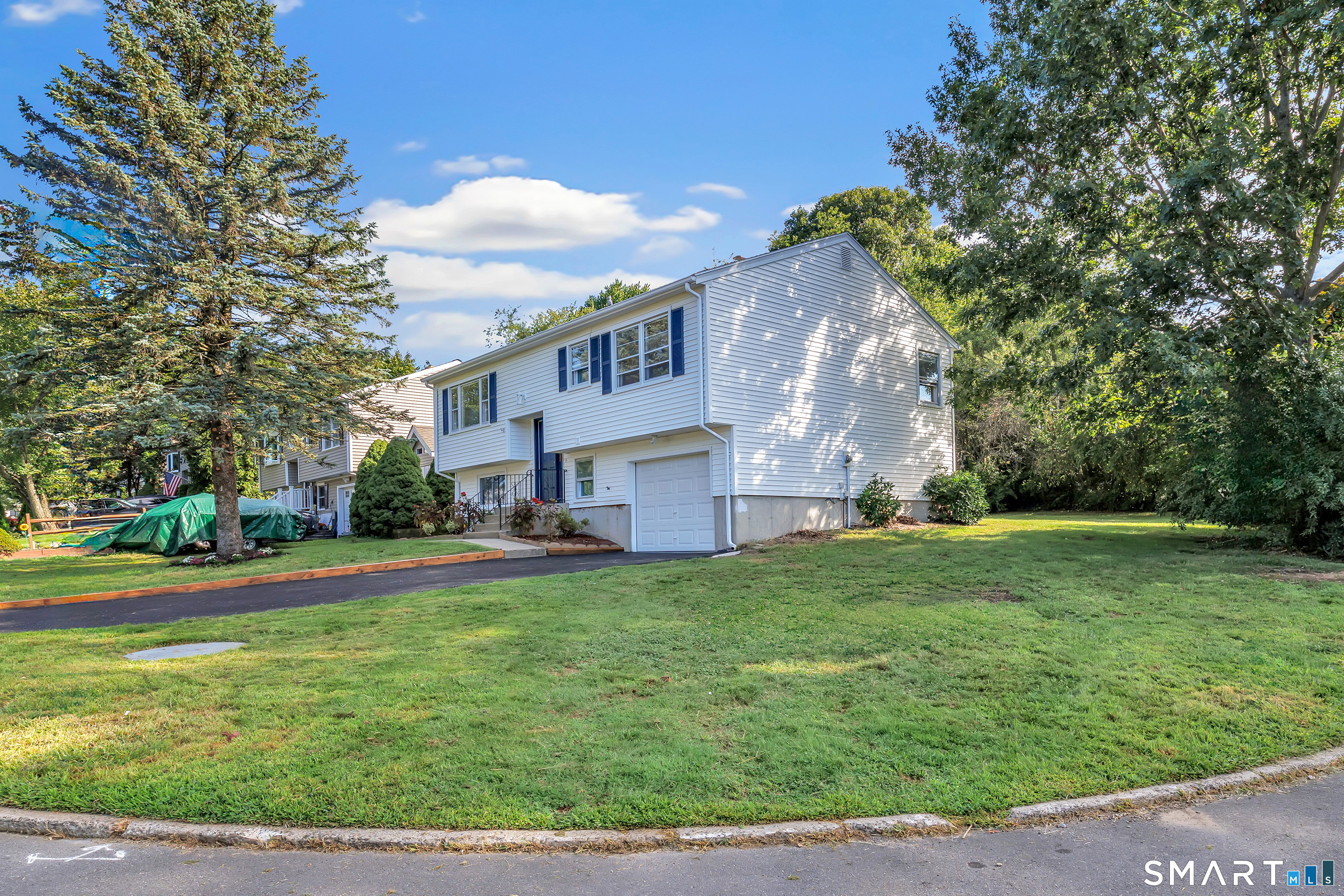 77 Meadow Lark Road Property Photo 1