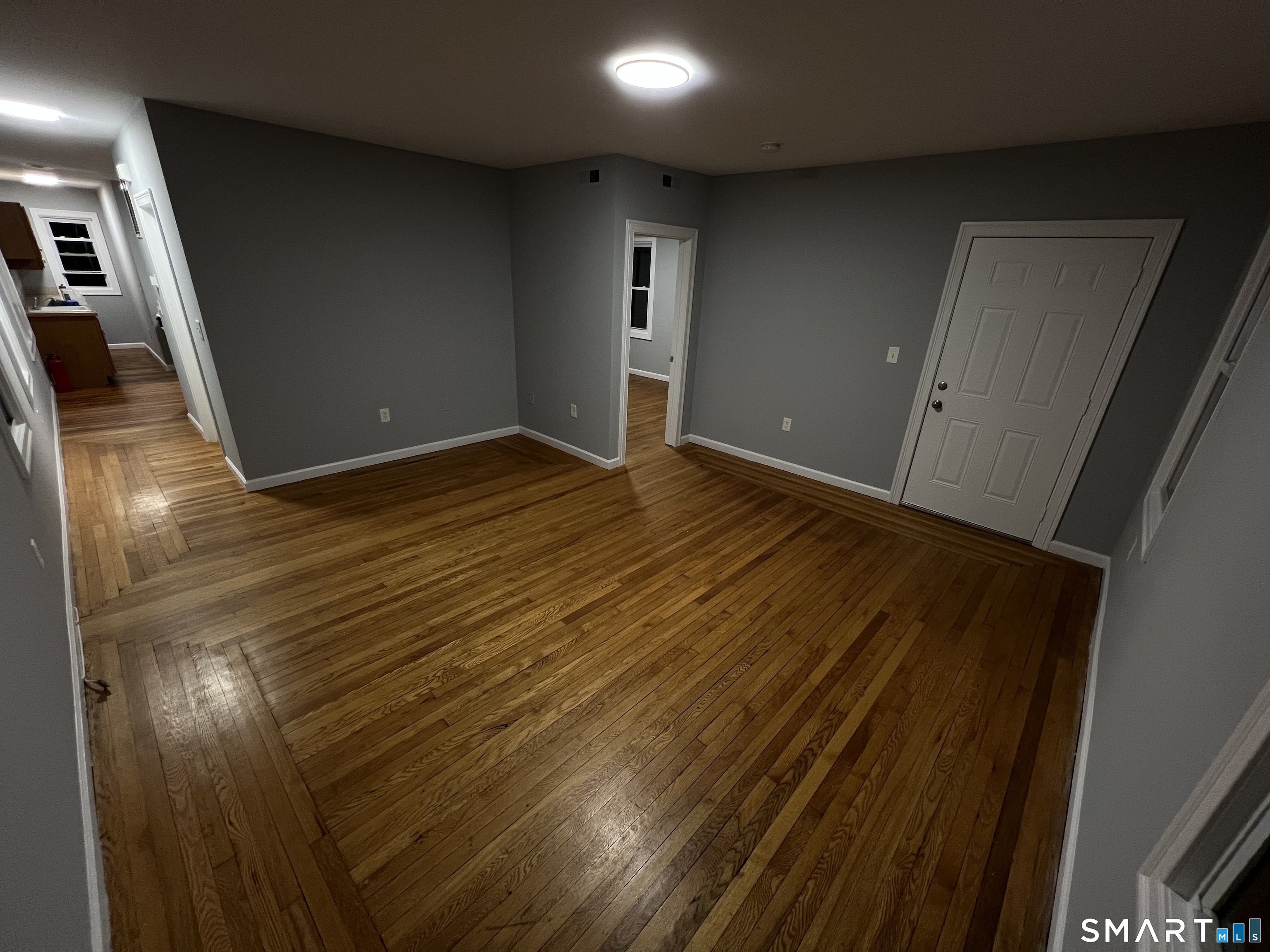 39 Lander 2nd Floor Street Property Photo 17