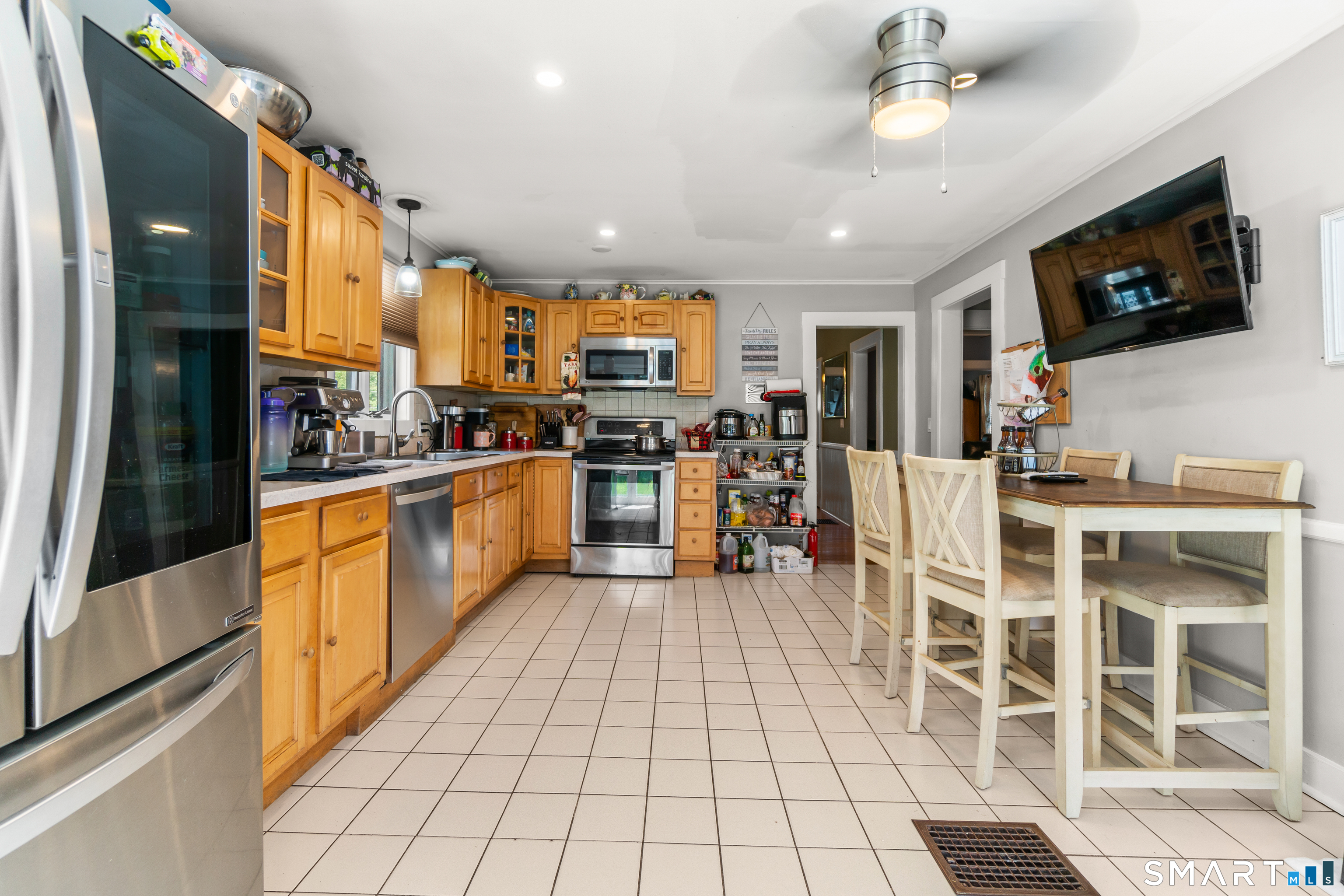 32 Union Street Property Photo 14