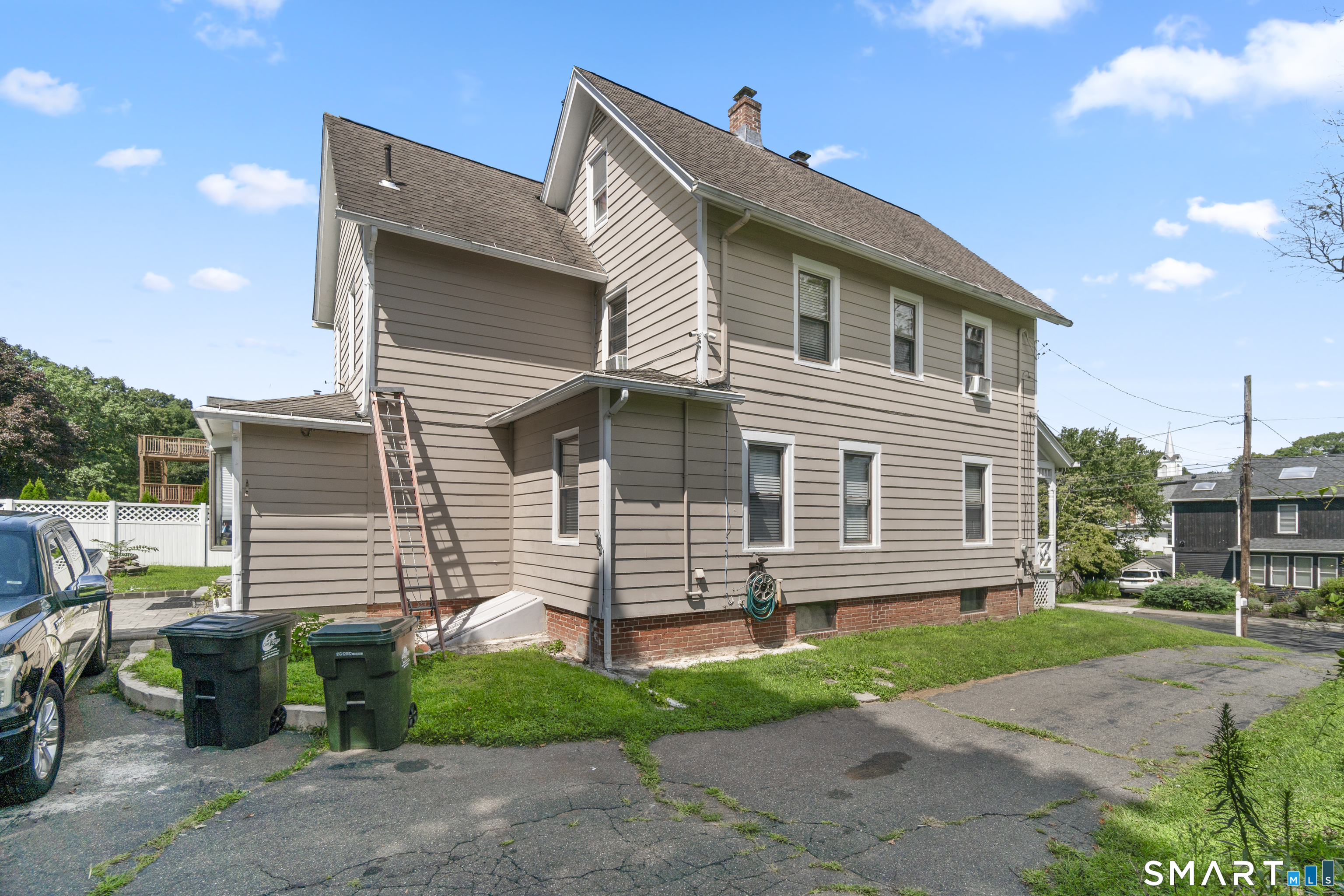 32 Union Street Property Photo 36