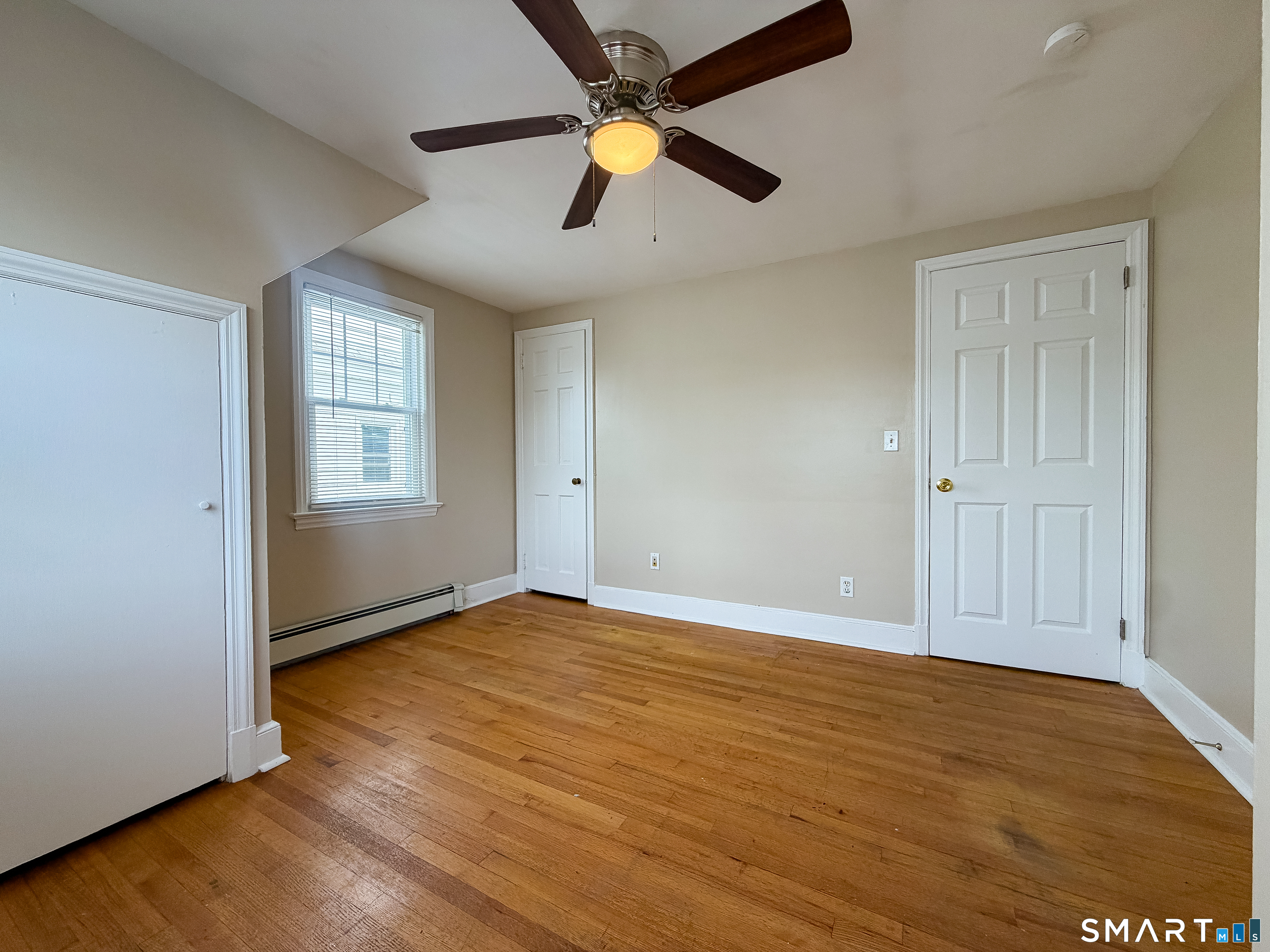 317 Lincoln Avenue Property Photo 7