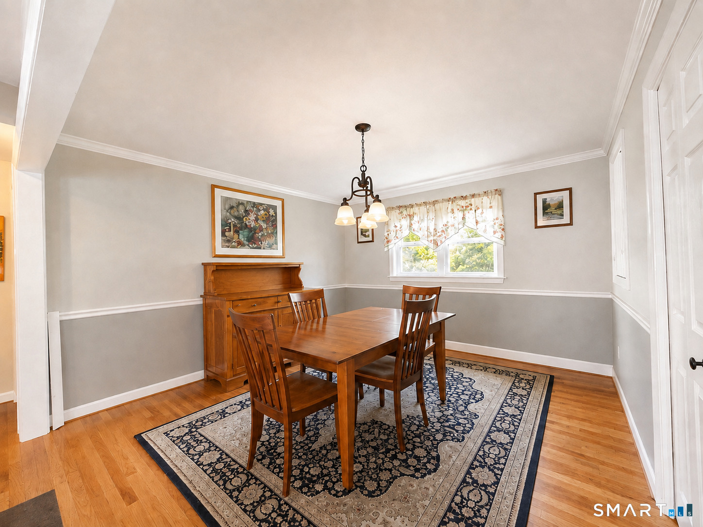 54 Midwood Farm Road Property Photo 5