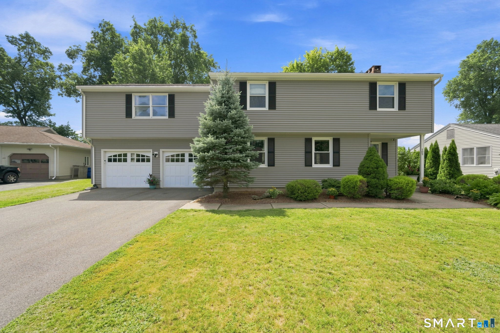 109 Boylston Street Property Photo 1